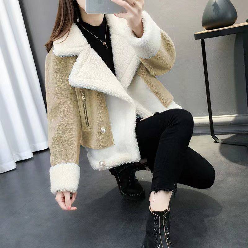 Short Loose Knit Lamb Wool Coat for Women