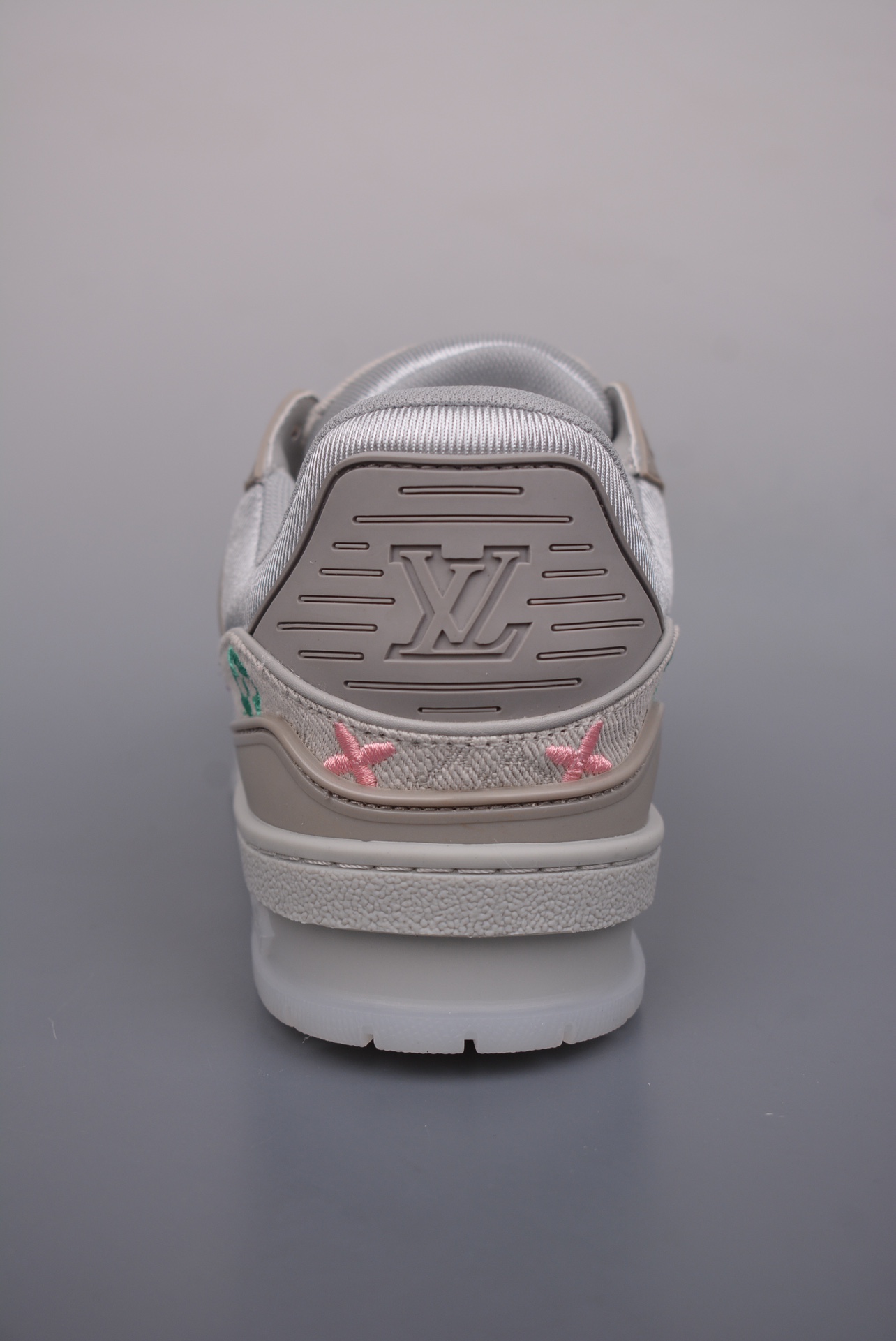 Louis Vuitton Trainer Sneaker Low Grey Multicolor Jacquard 1A7S54