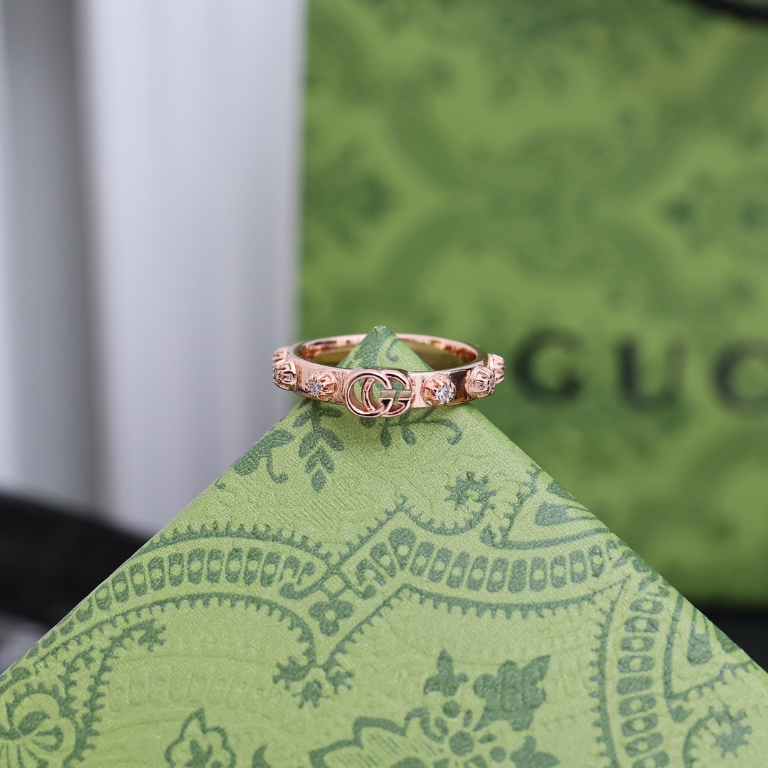 GUCCI diamond GG ring