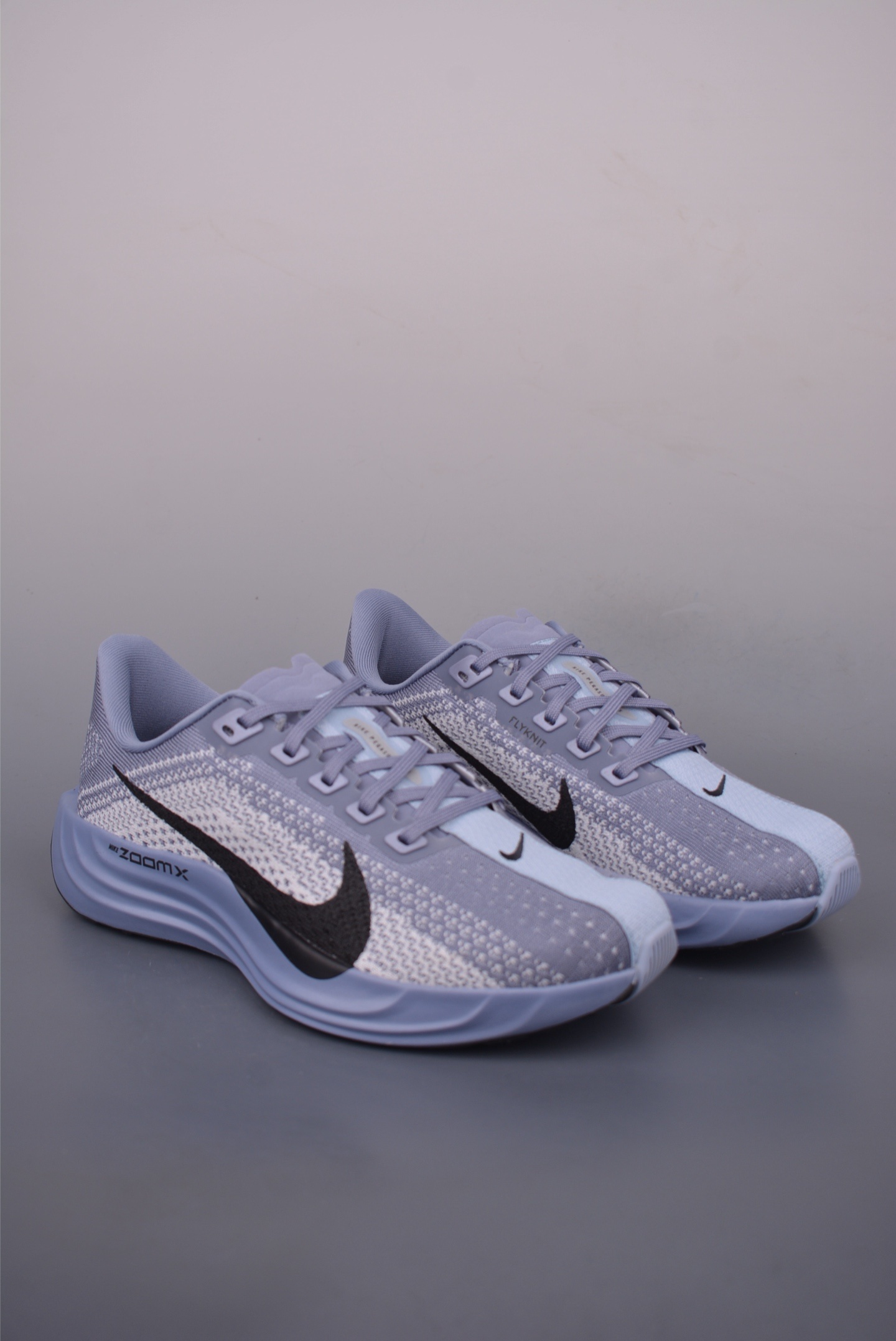 Nike Air Zoom Vomero Plus 