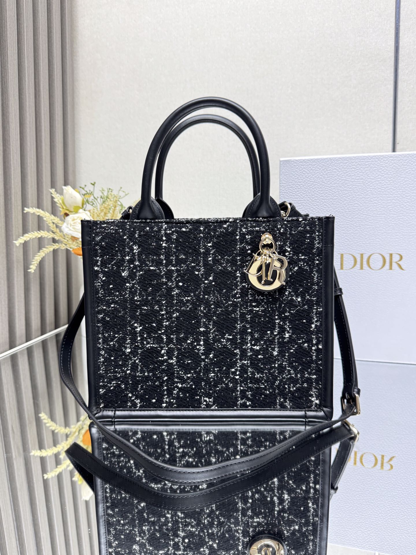 Dior BOOK TOTE handbag 7033 1325