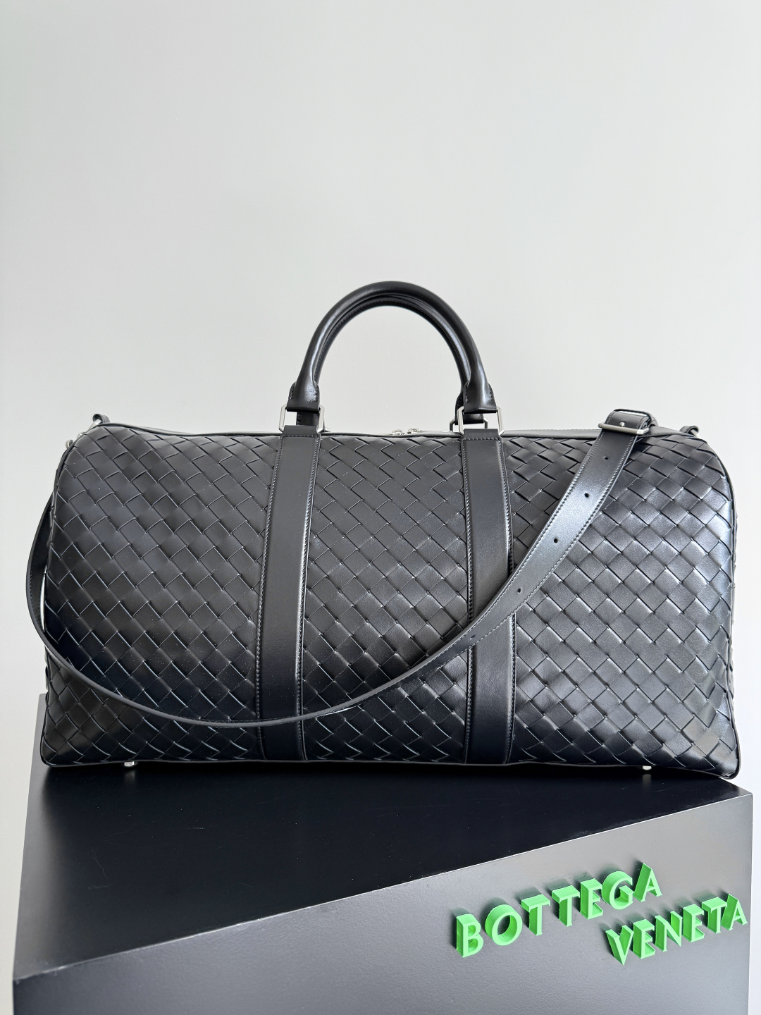 Bottega Veneta Woven Large Travel Bag 795287