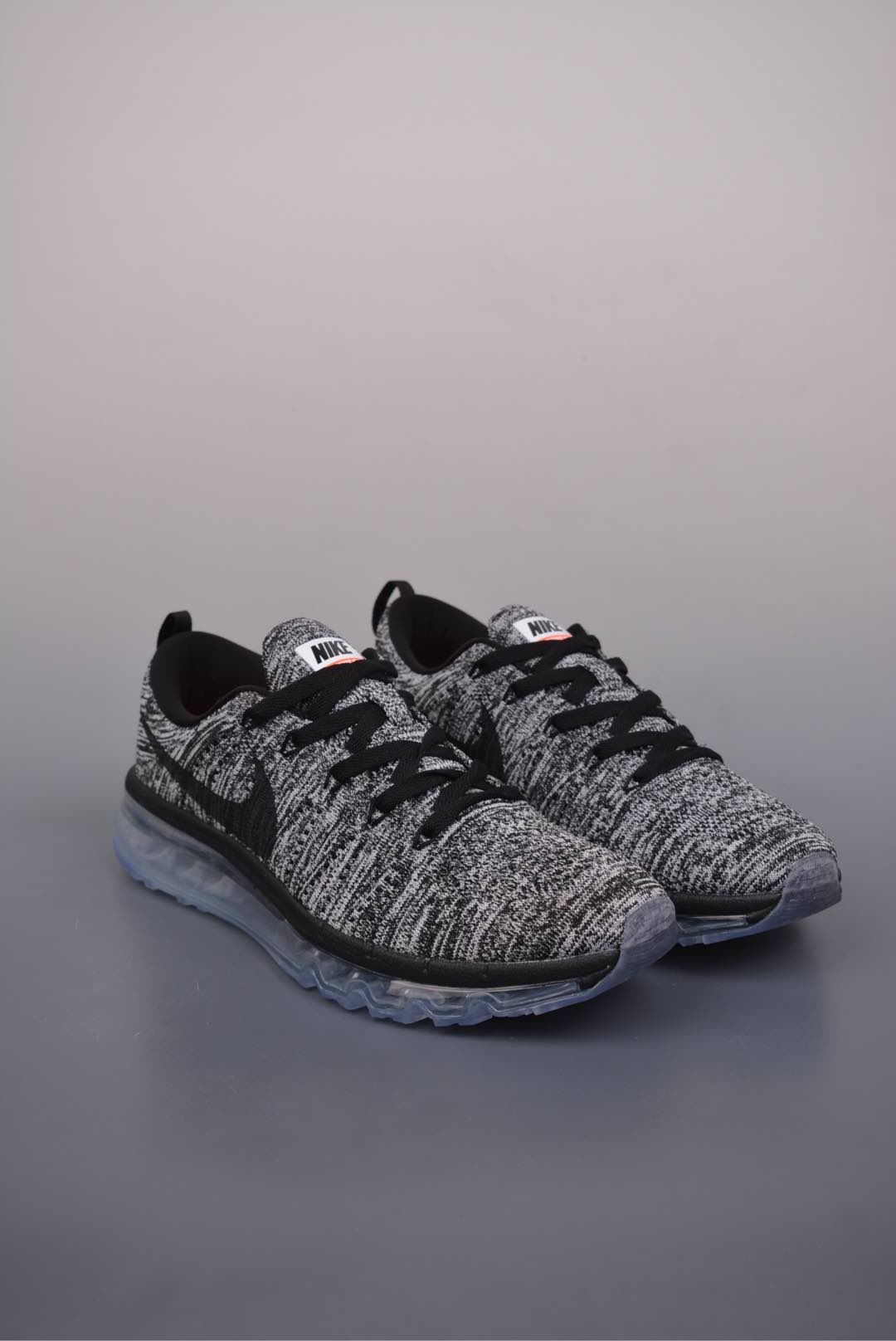Nike Flyknit Air MaxOreo 620469-105