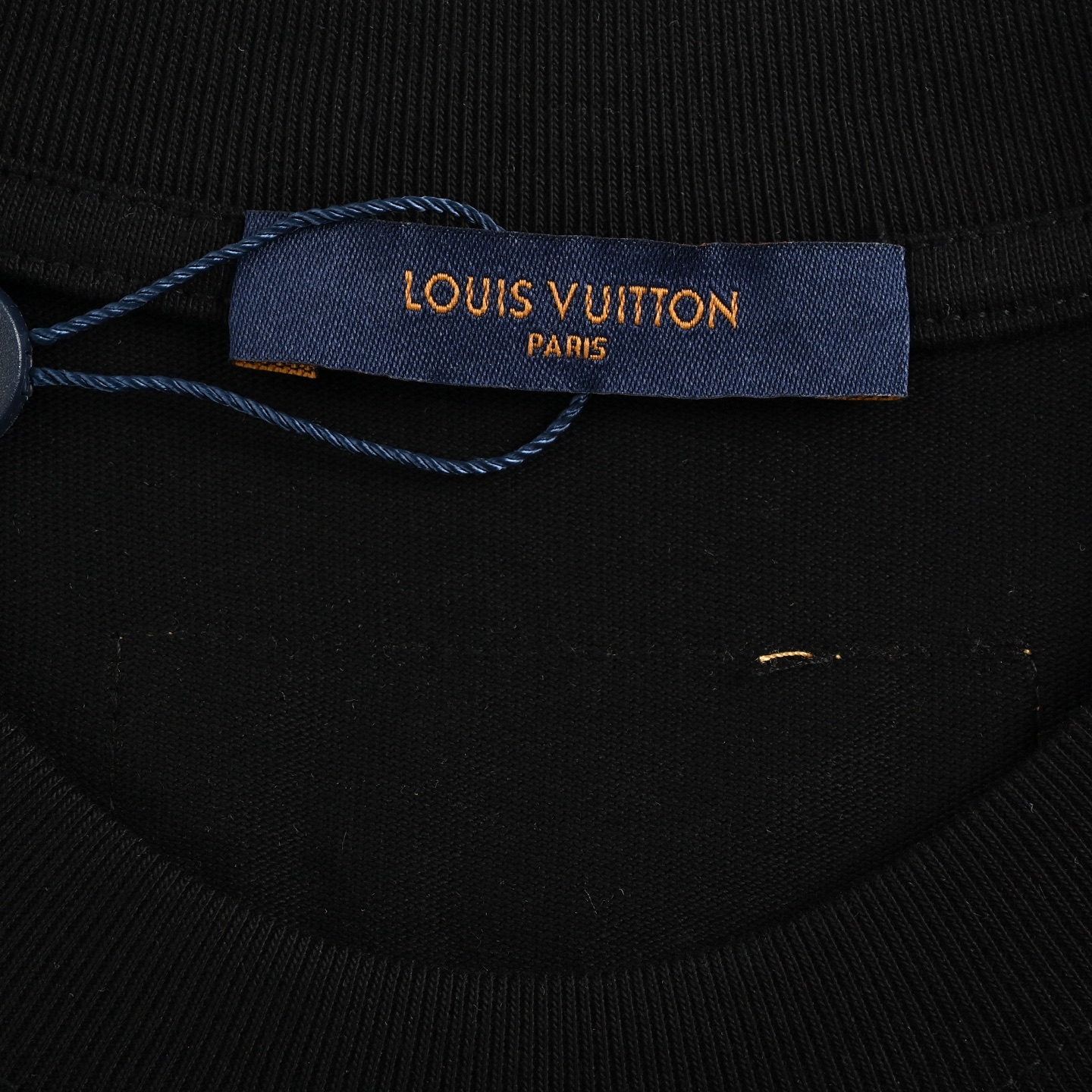 Louis Vuitton Pearl and Diamond Letter Logo Short Sleeve