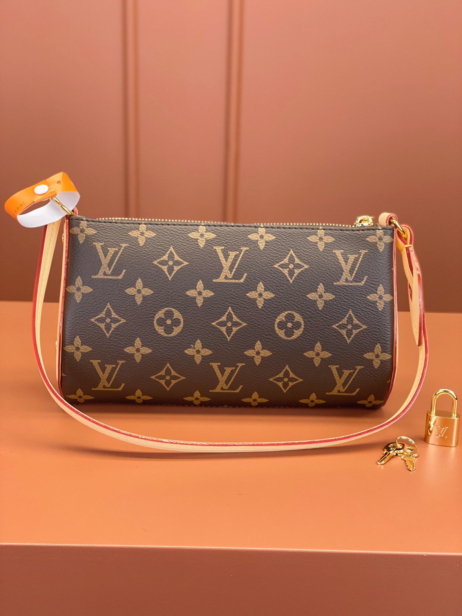 Louis Vuitton POCHETTE TIRETTE Handbag M47123