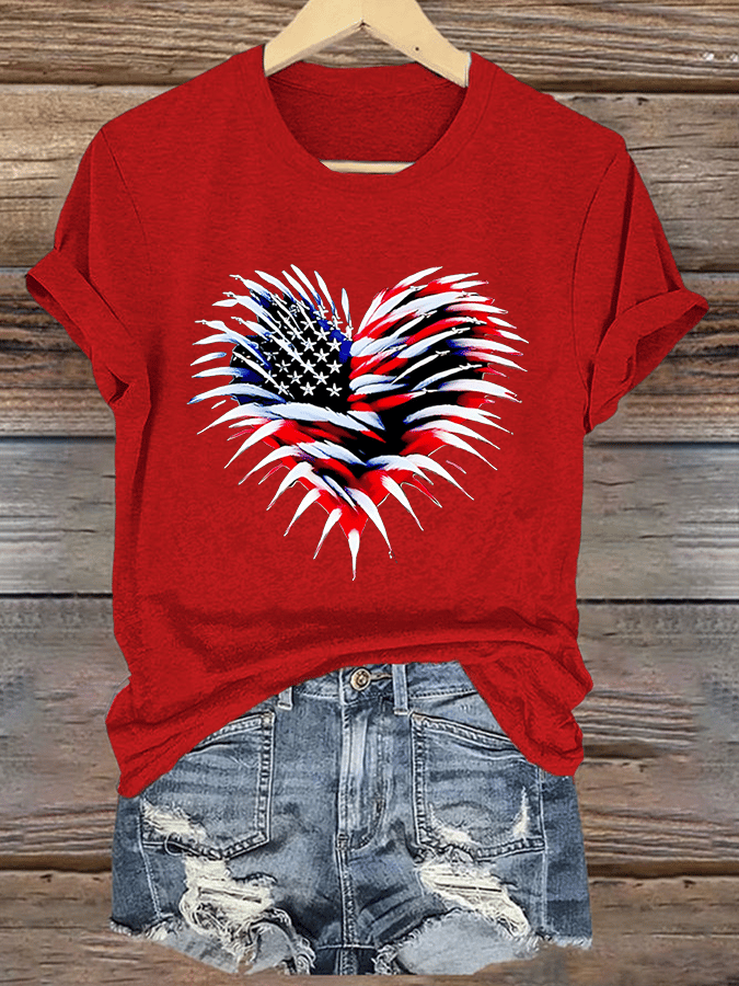Womens Retro Independence Day Flag Heart Fireworks Print T-Shirt