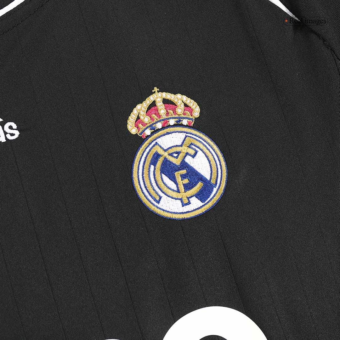 Retro Madrid Away Long Sleeve Football Shirt 2006/07