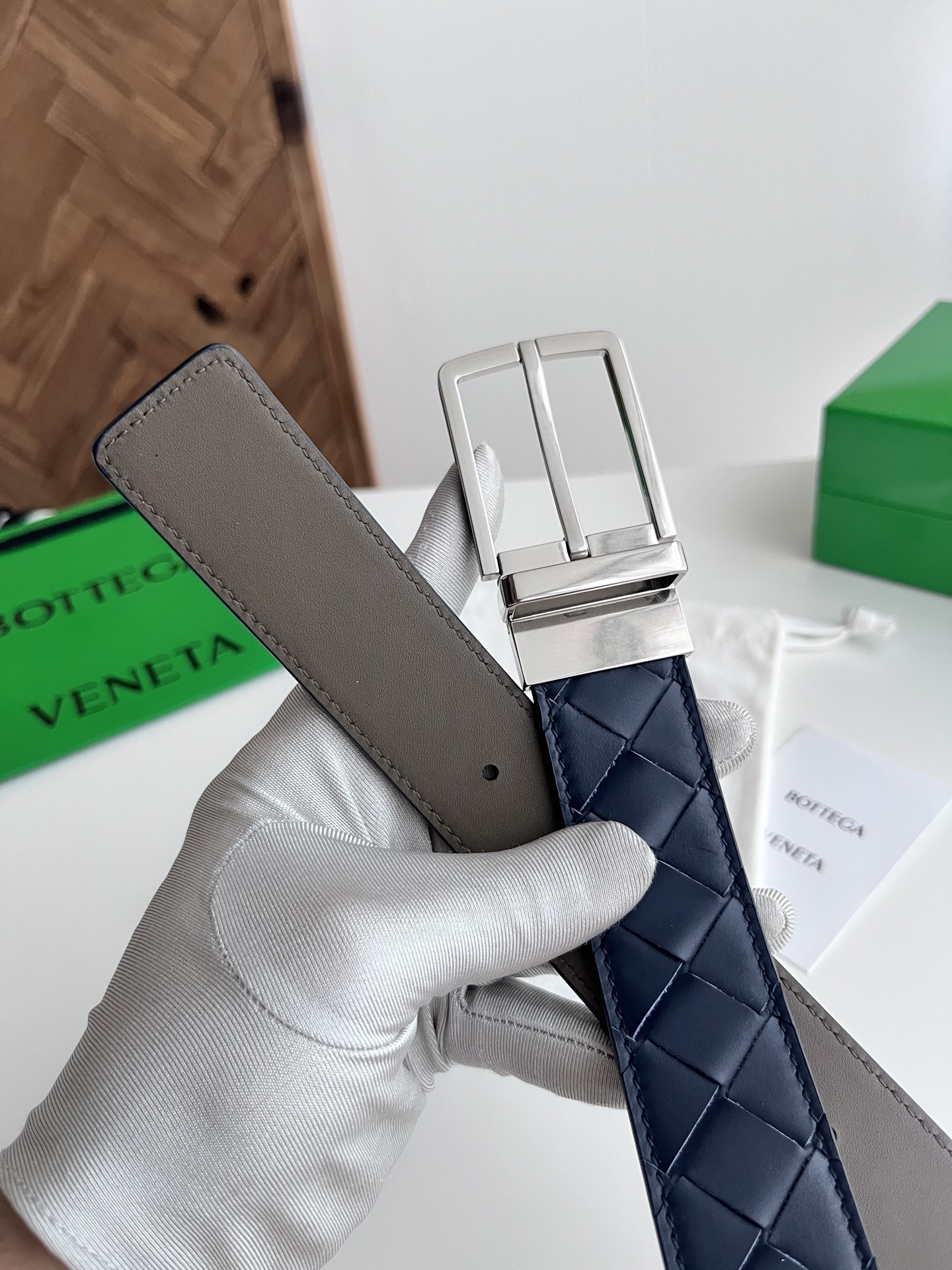 Bottega Veneta intreccio woven cowhide double-sided waistband with a width of 3.5cm