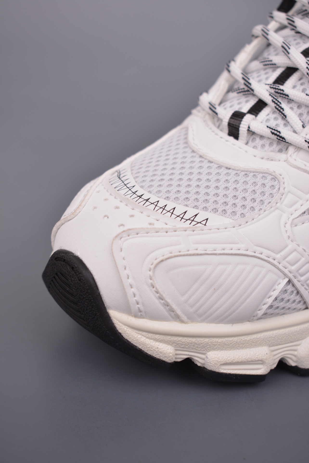 DIOR Chrono sneakers white and black