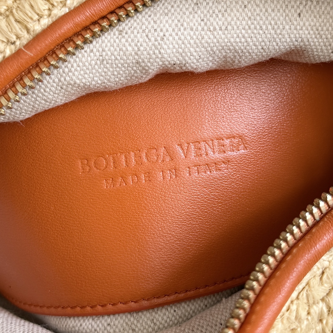 Bottega Veneta 2025 summer new burnt orange raffia loop bag