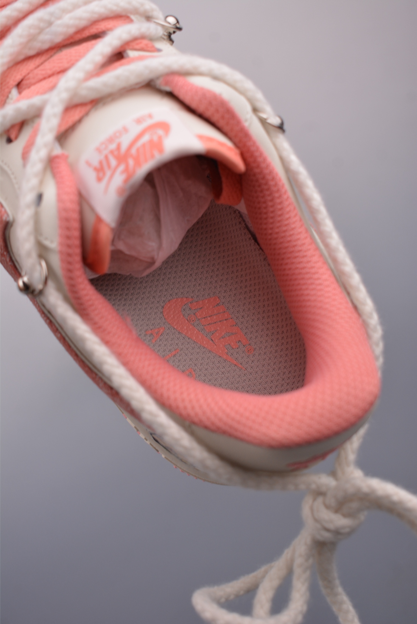 Nike Air Force 1 07 Low Sneakers Pink LV0506-880