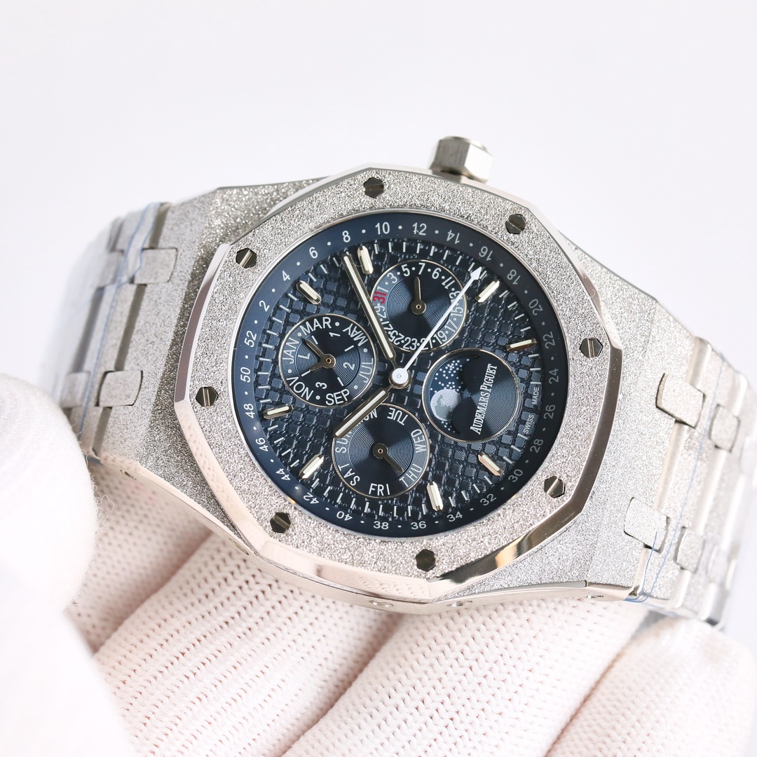 Audemars Piguet Royal Oak Series 26574 Series