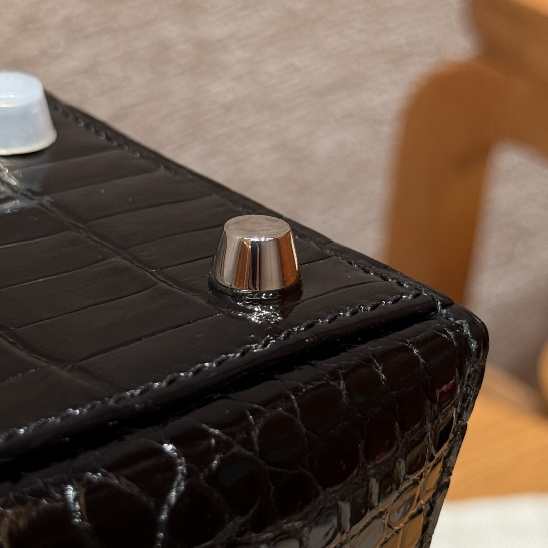 Hermès Kelly 89Noir (Handmade to order)