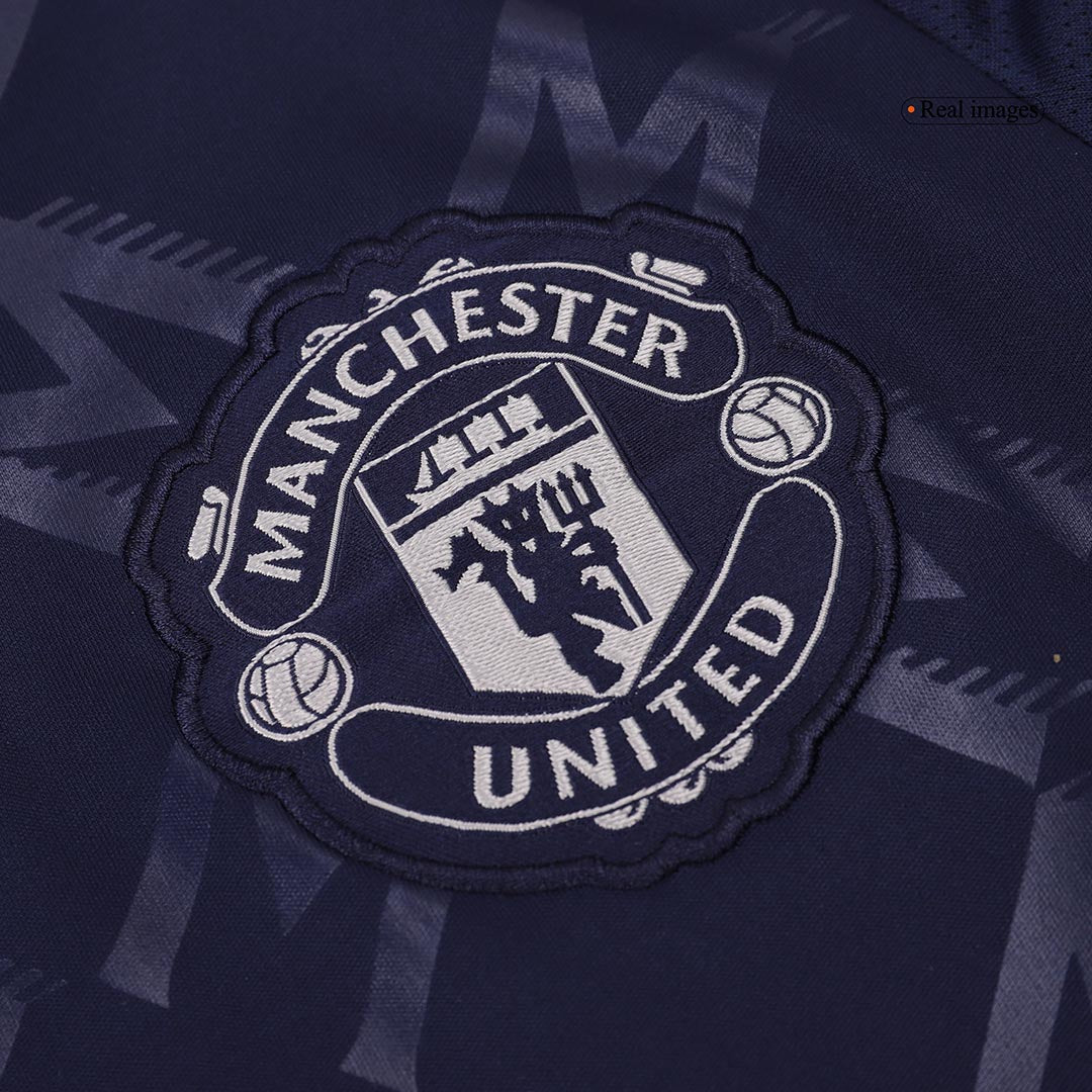 Manchester United away football shirt 2024/25
