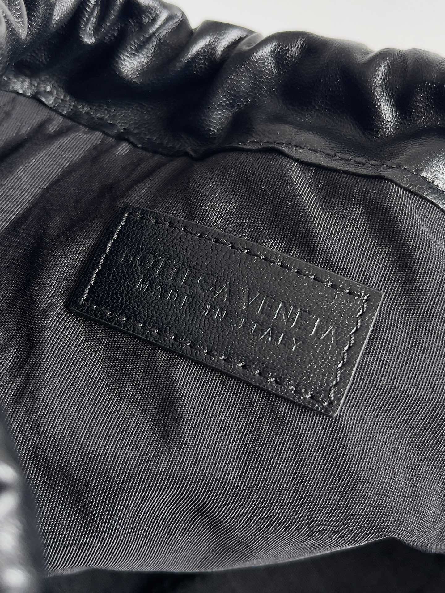BOTTEGA VENETA Dustbag 796728