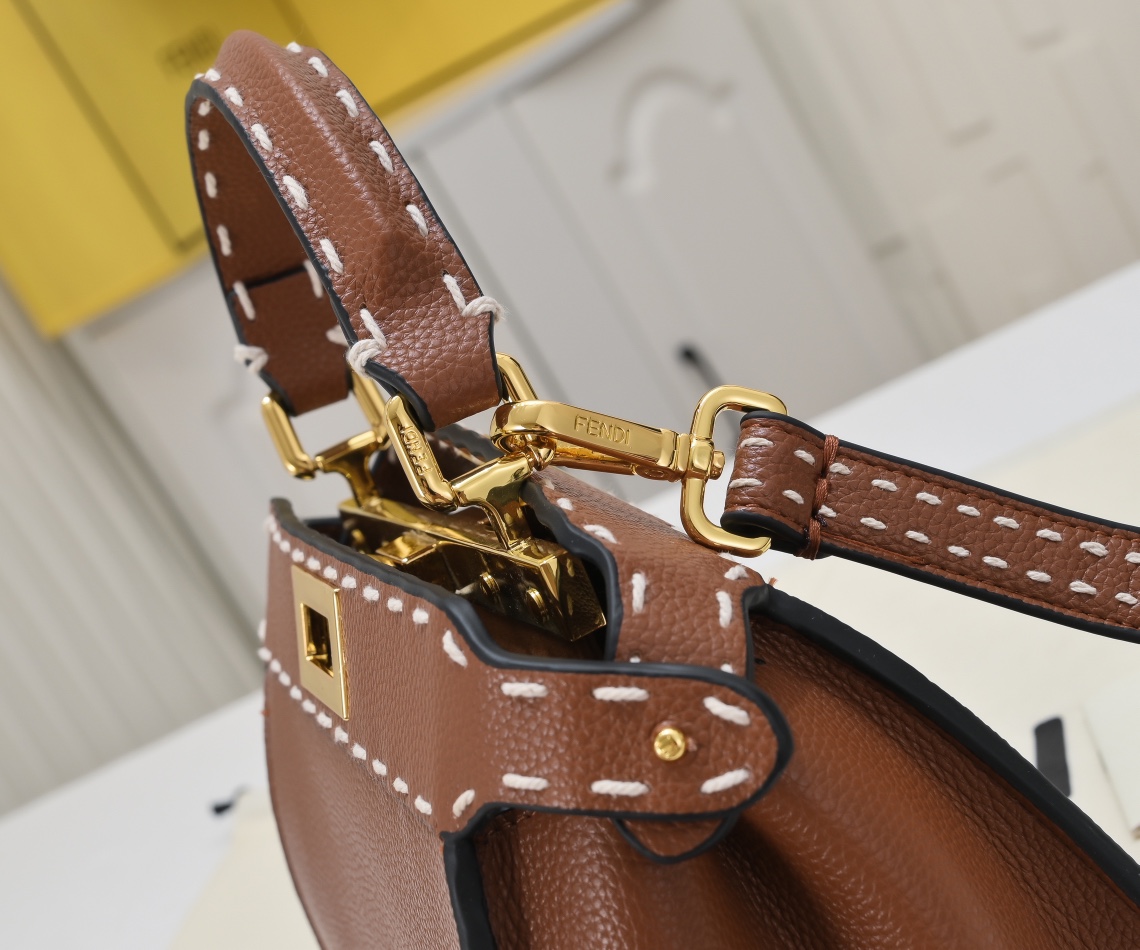 FENDI ekaboo ISeeU medium handbag 3309