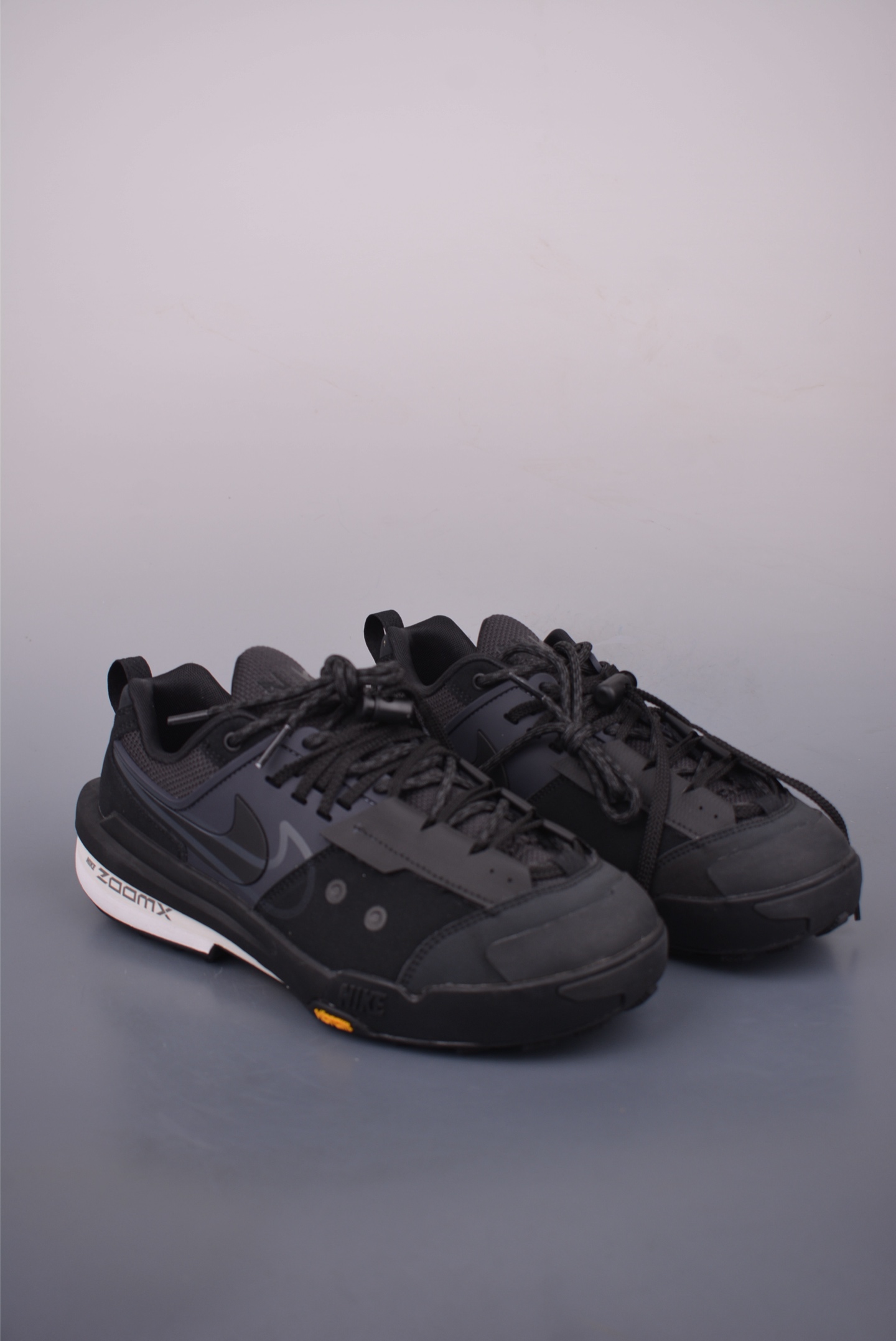 Sacai x NIKE Zegama Dome SP