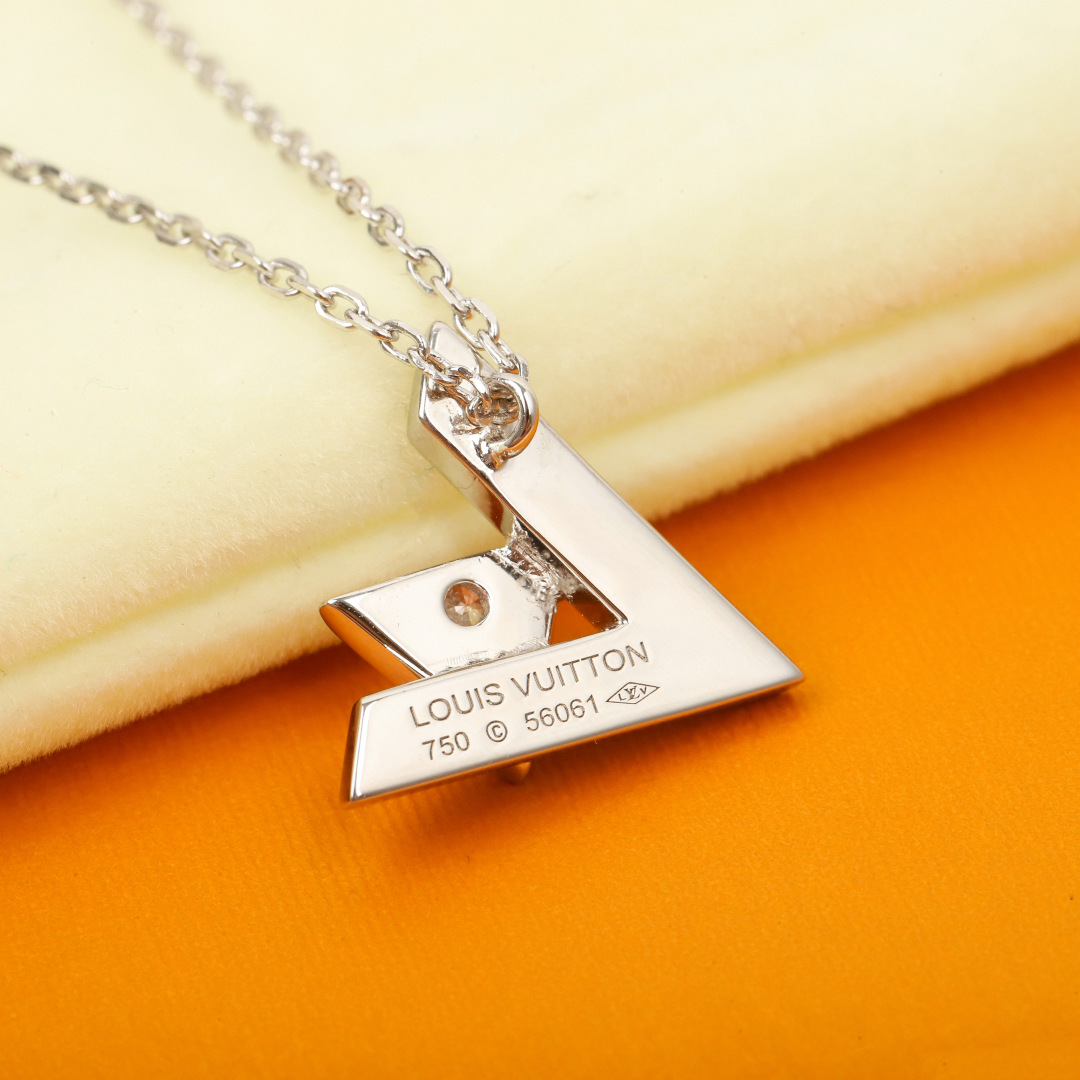 Louis Vuitton Volt Necklace