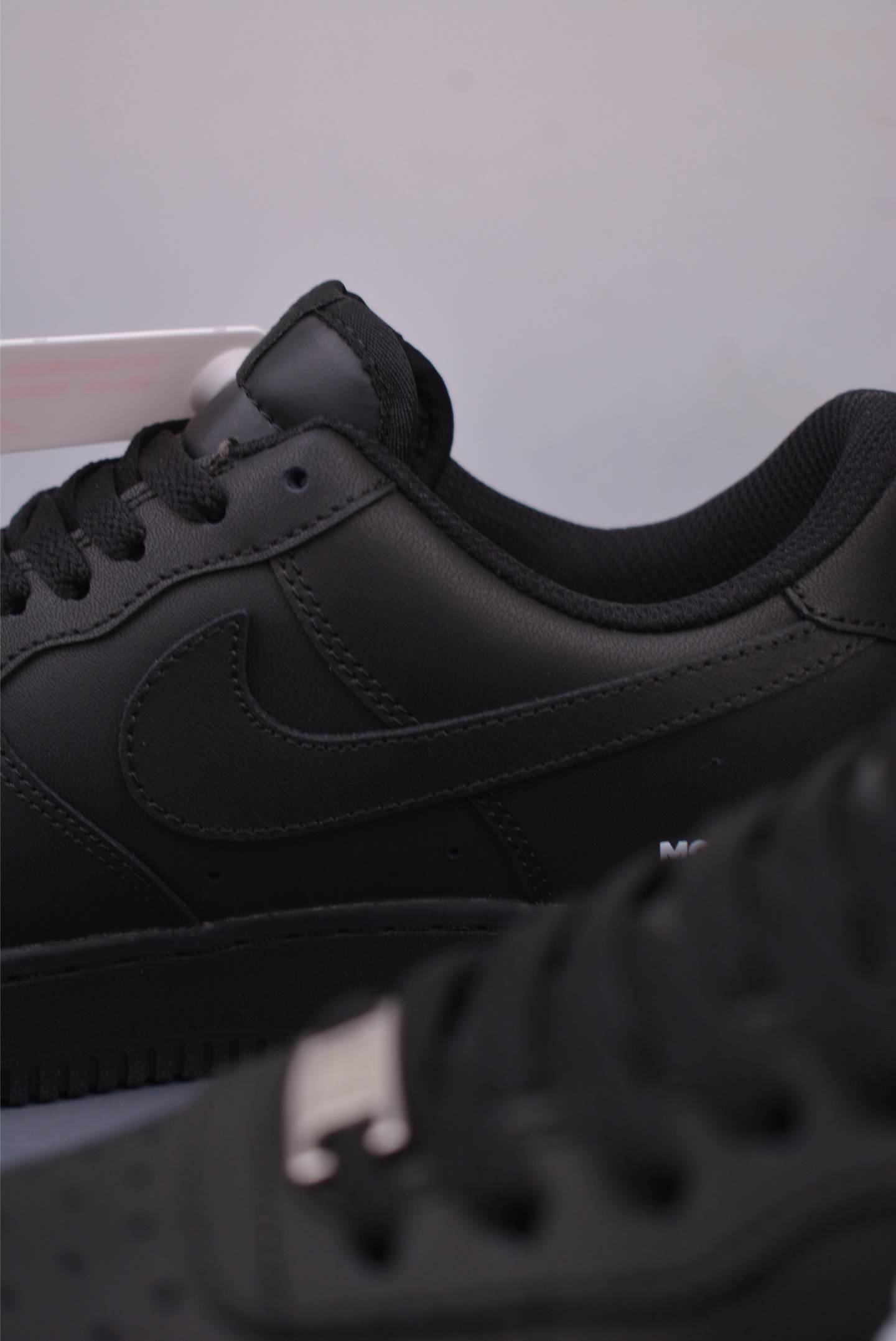 Nike Air Force 1 07 LV8 Low 