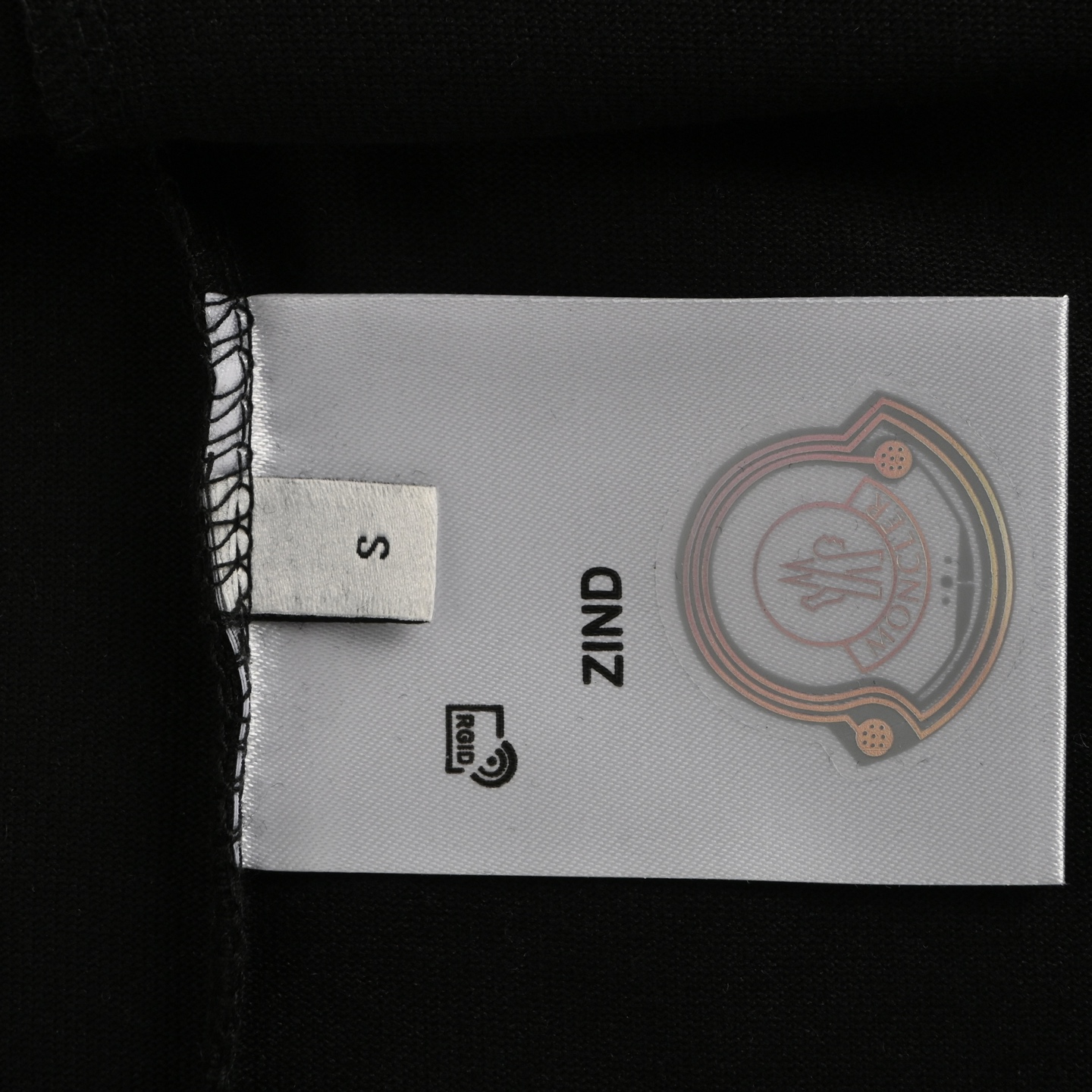 Moncler 25ss coordinate letter print short sleeve
