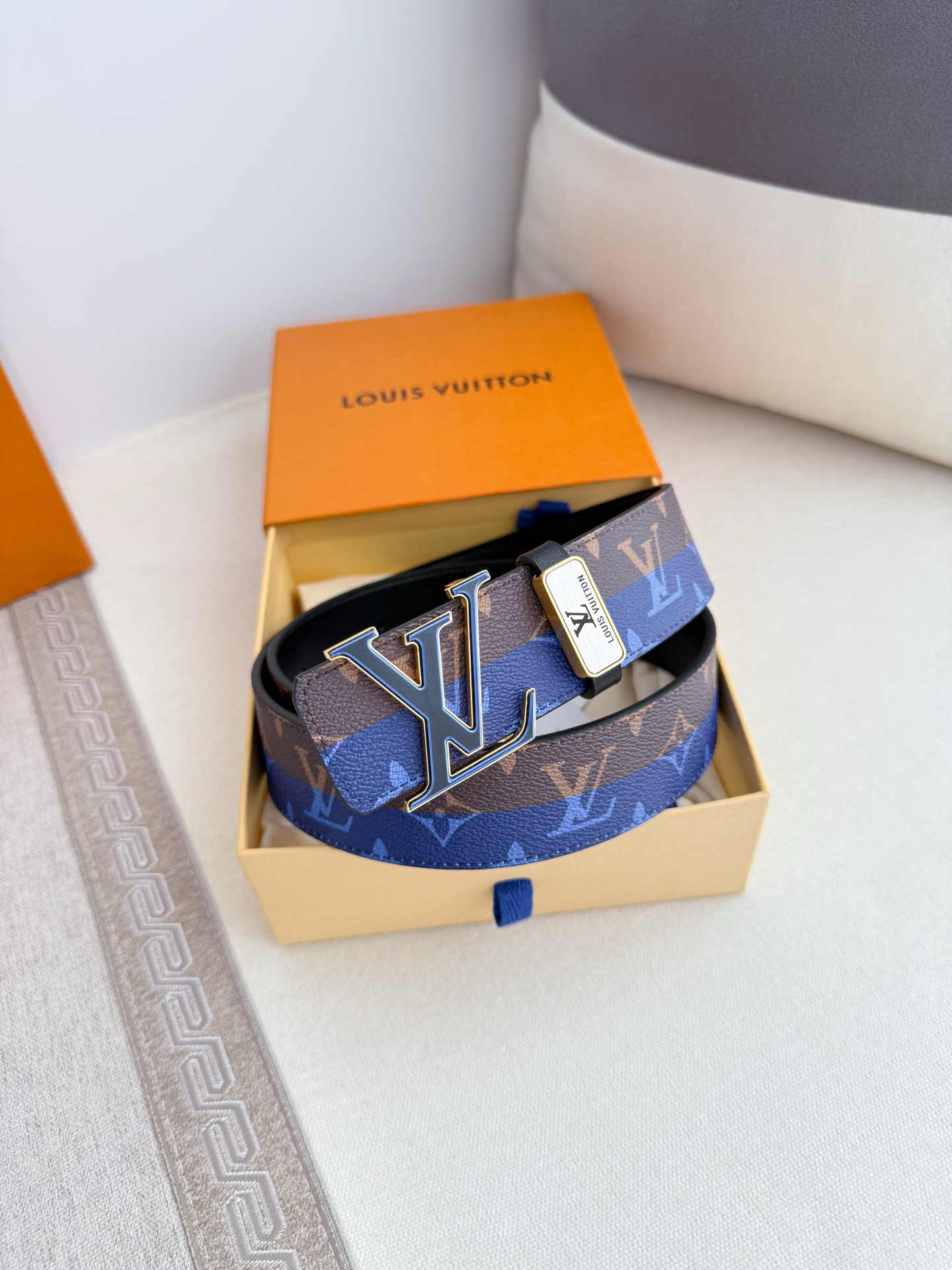 Louis Vuitton Two-tone Monogram Calfskin Men's Belt, 3.8CM Width