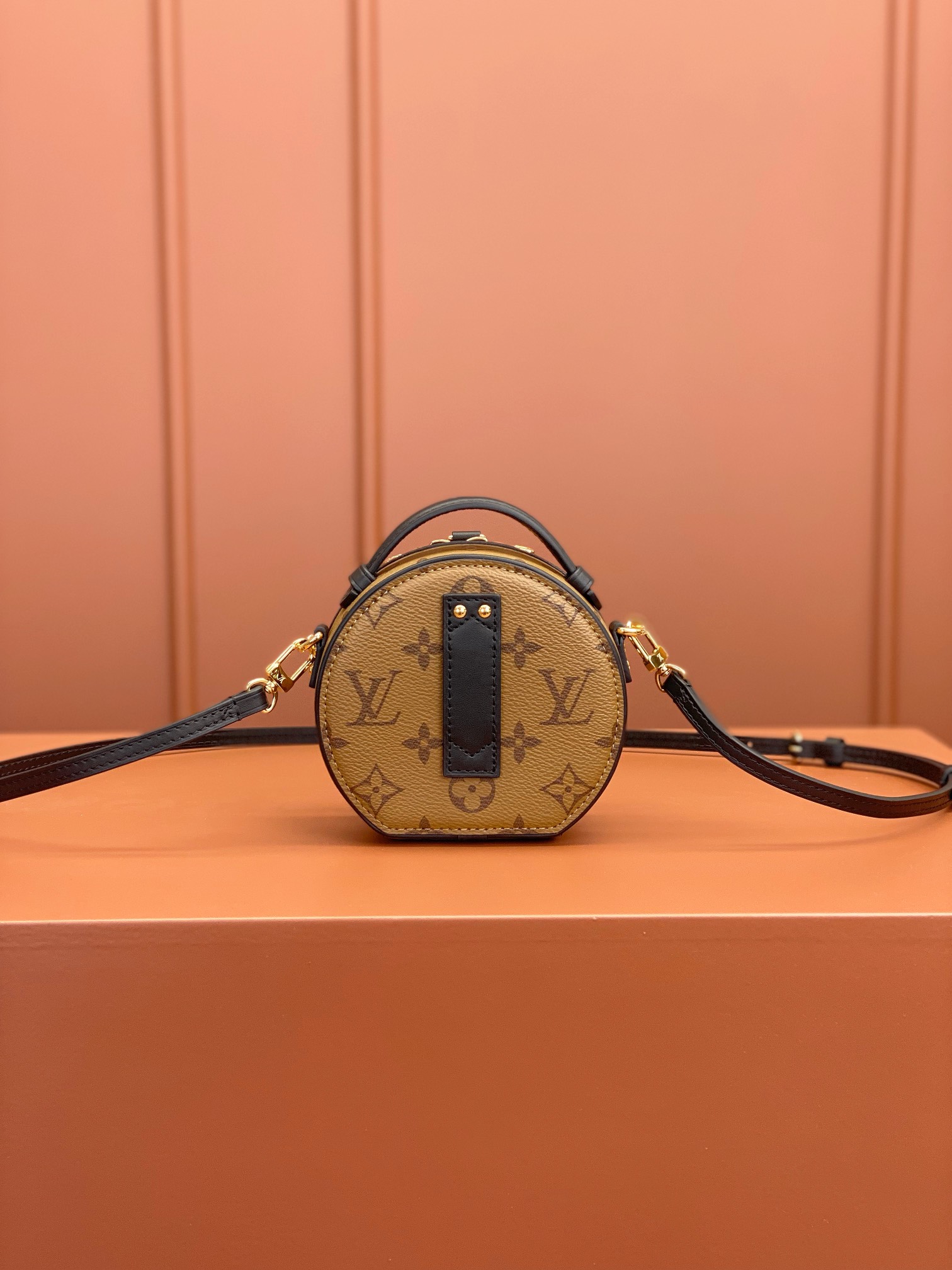 Louis Vuitton BOITE CHAPEAU Mini Bag M68276