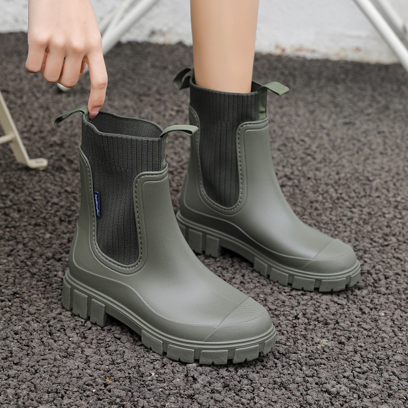 👢👢Women's soft-soled waterproof boots (Flash Sale - 50% Off)