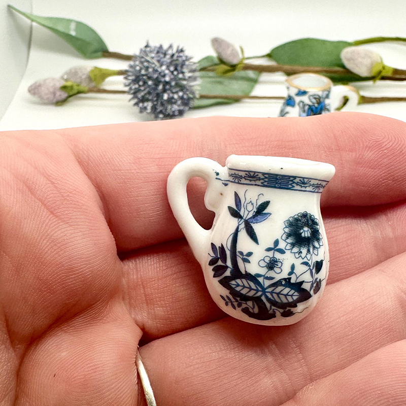 Ceramic Bud Vase Fridge Magnets