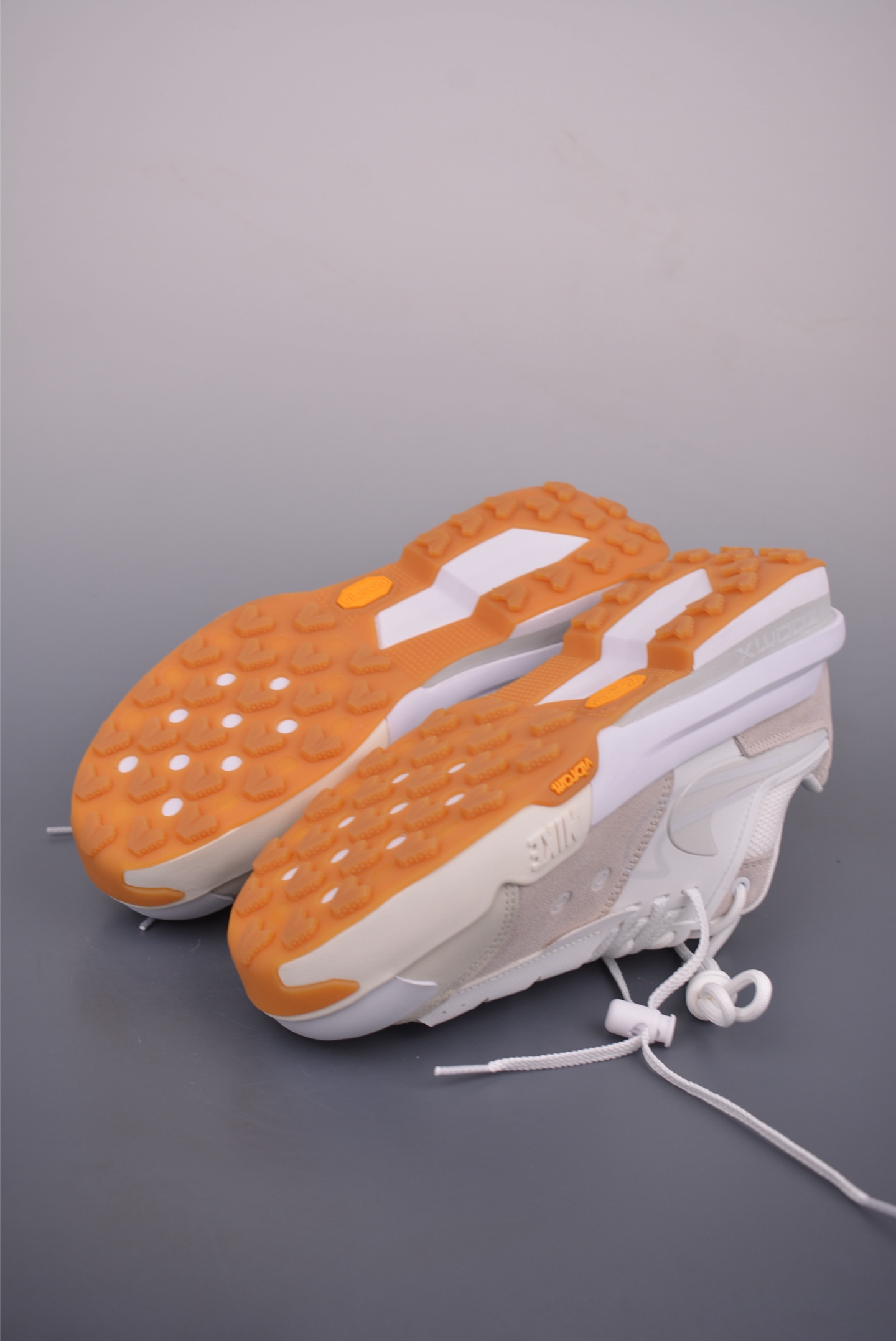 Sacai x NIKE Zegama Dome SP