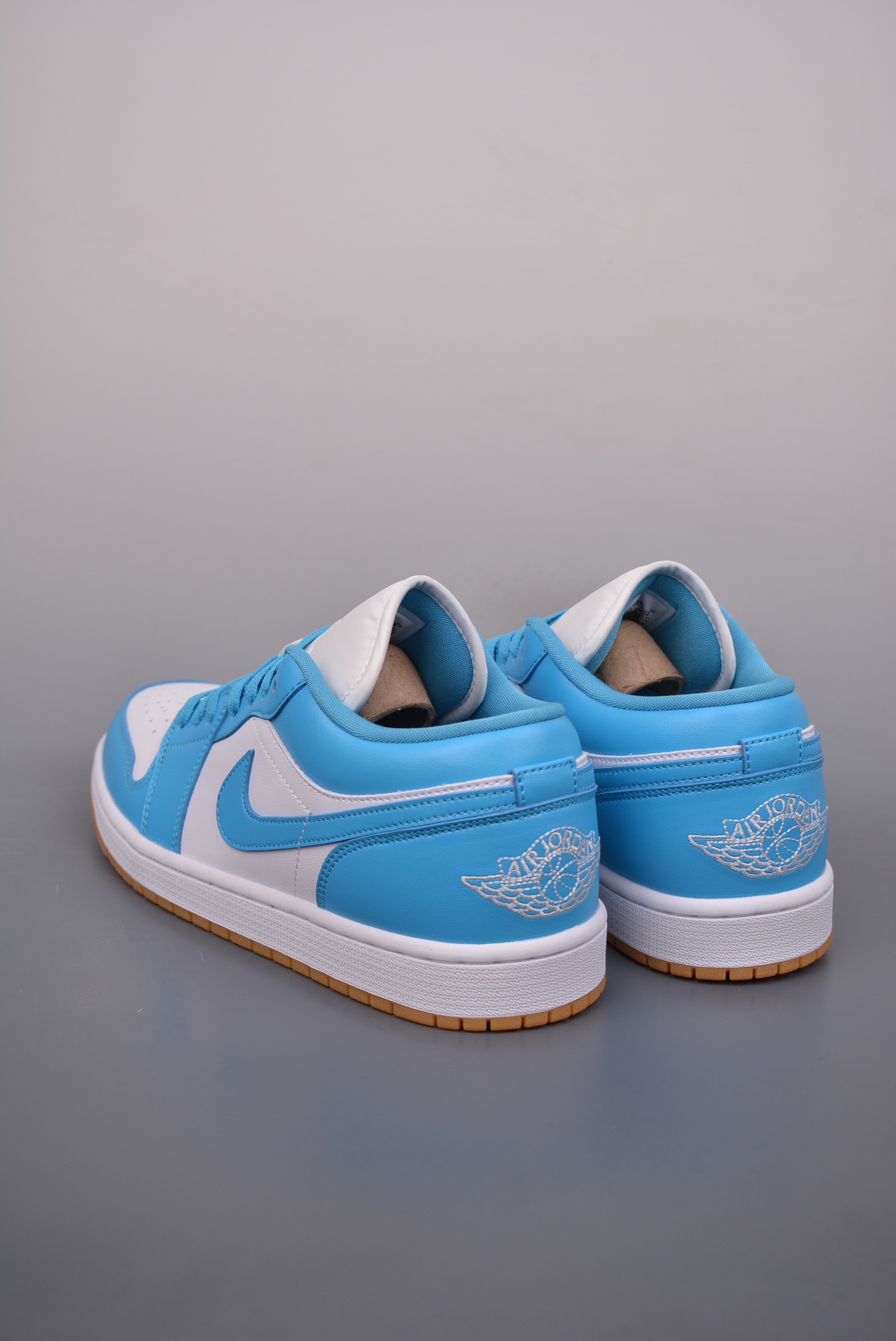 Air Jordan 1 Low Blue White Toe DC0774-104