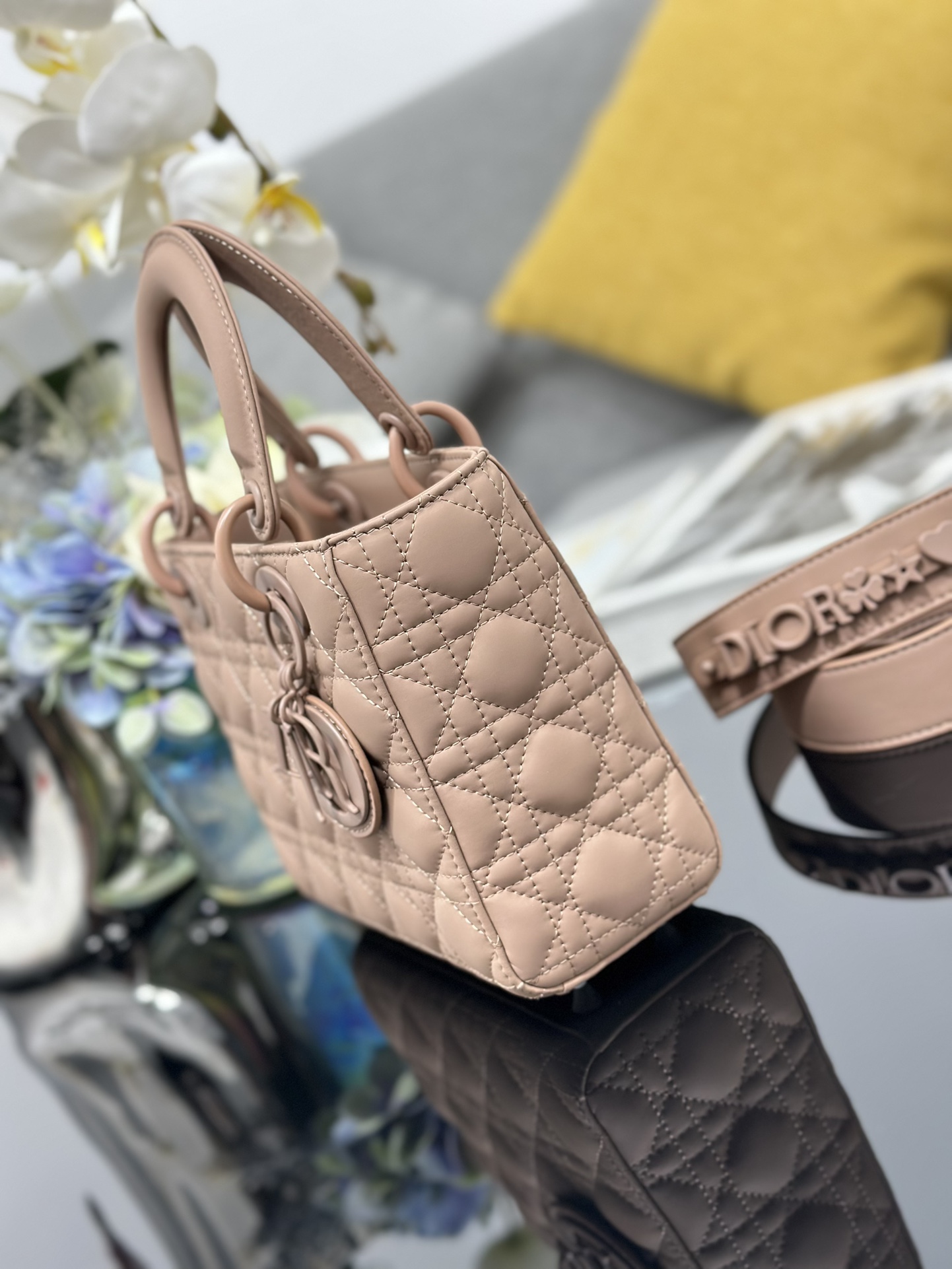 Dior Lady Dior My Four-grid Frosted Badge Lady Dior Bag M0538