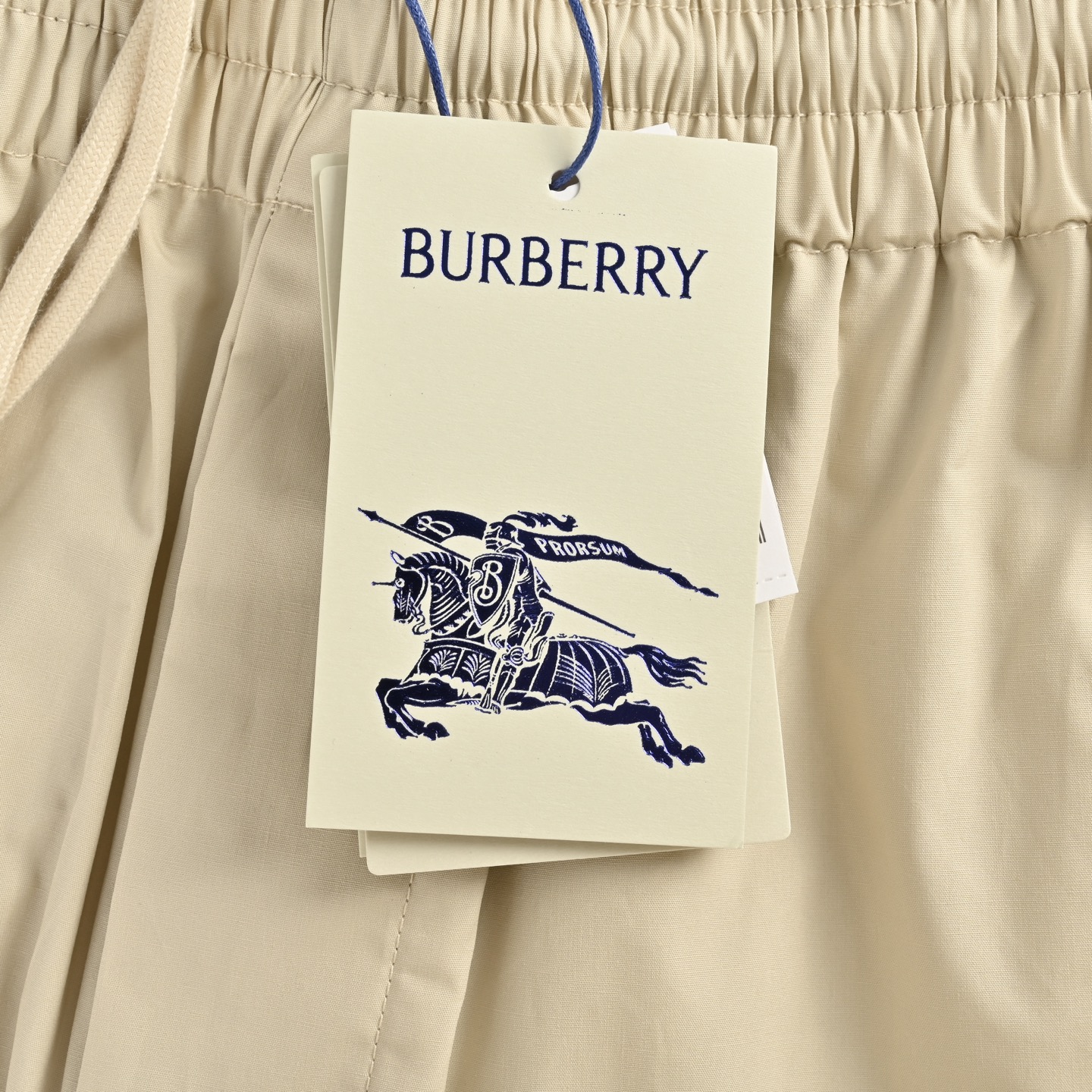 Burberry 25ss Khaki Knot Embroidered Shorts