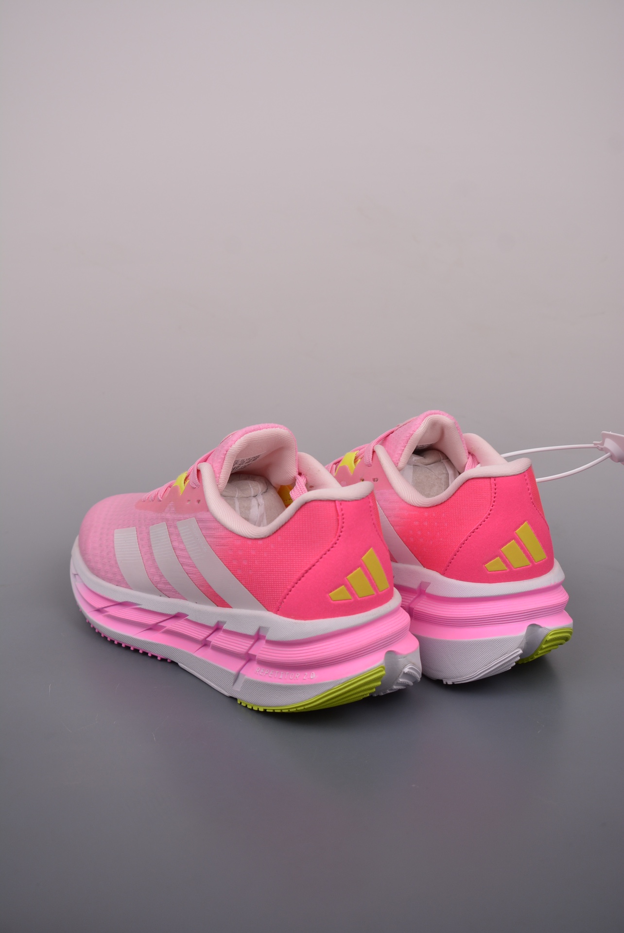Adidas Adistar 3 Light Pink White IE8223