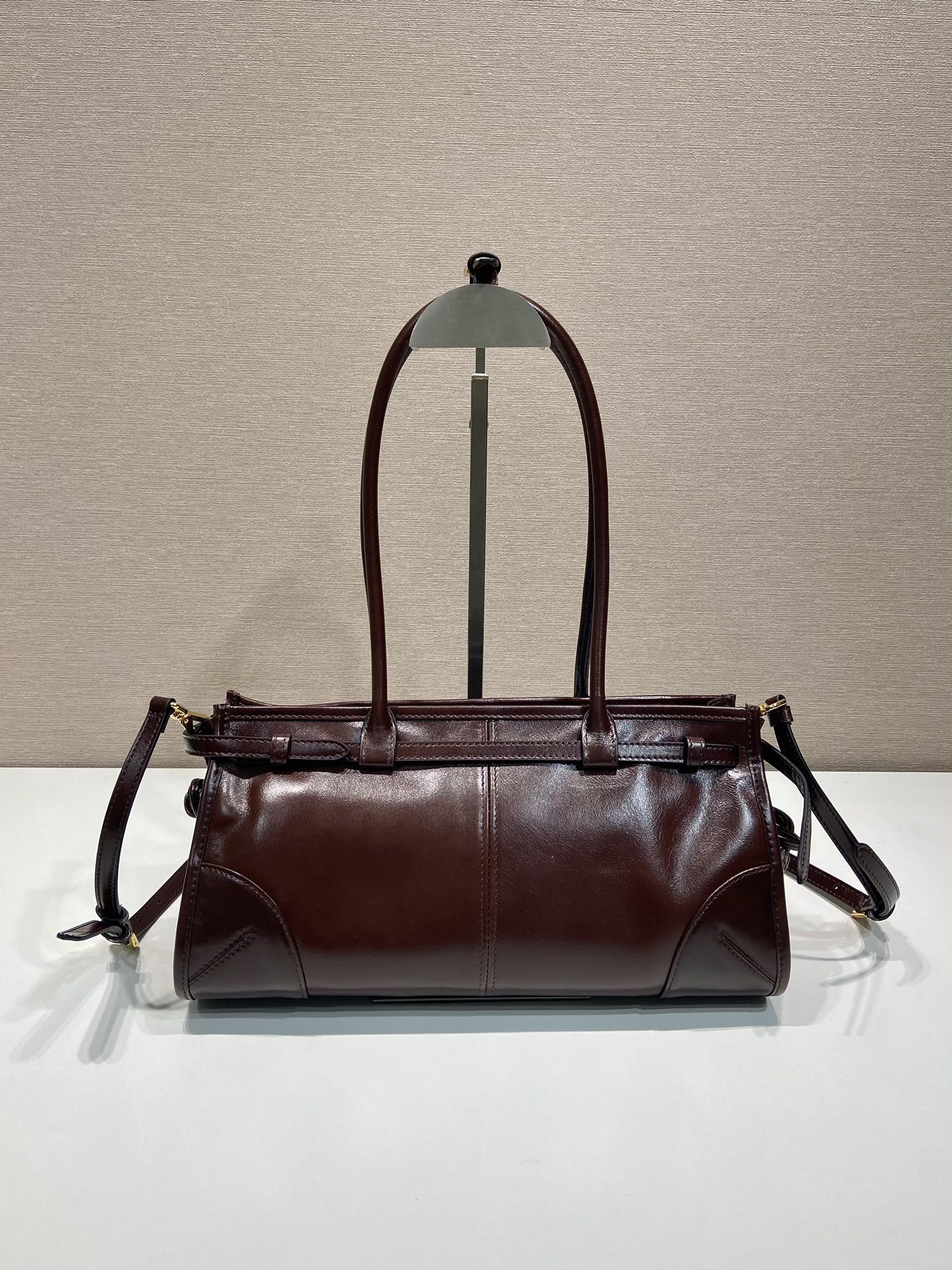 Prada lussolf waxed leather handbag 1BA426