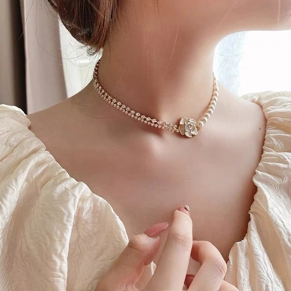 Camellia Flower Pearl Necklace Vintage
