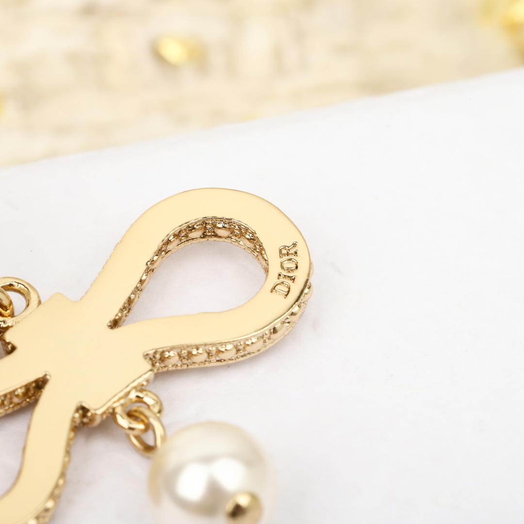 Dior Bow Pearl Earrings