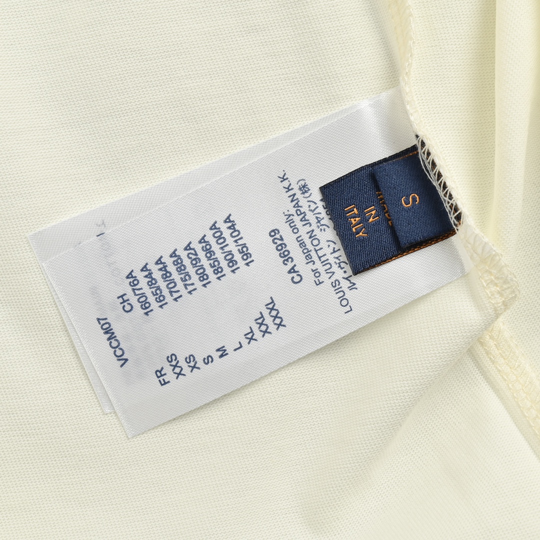 Louis Vuitton 23ss twisted letter embroidered short sleeve