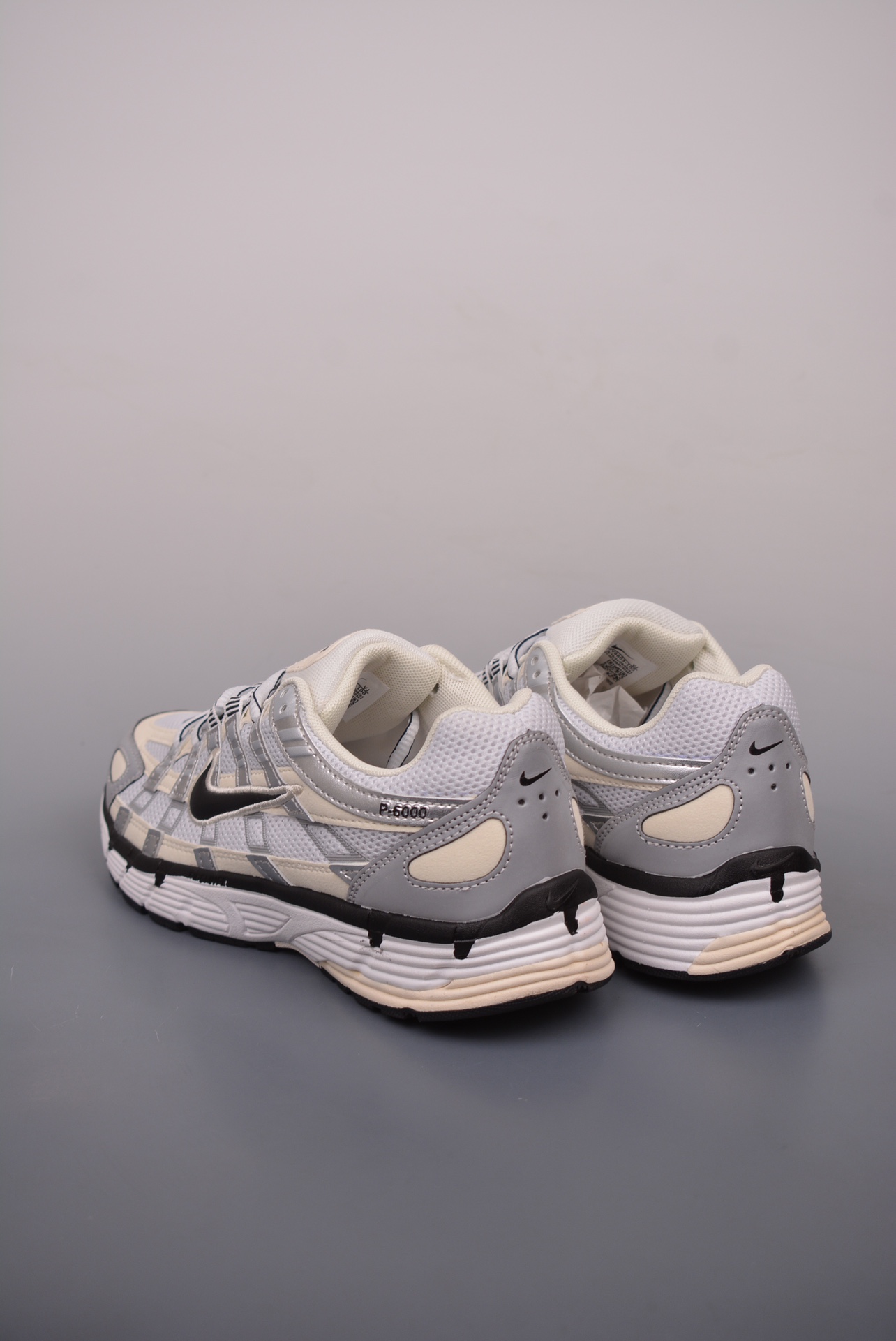 Nike P-6000 PremiumCoconut MilkMetallic Silver FV6603-100