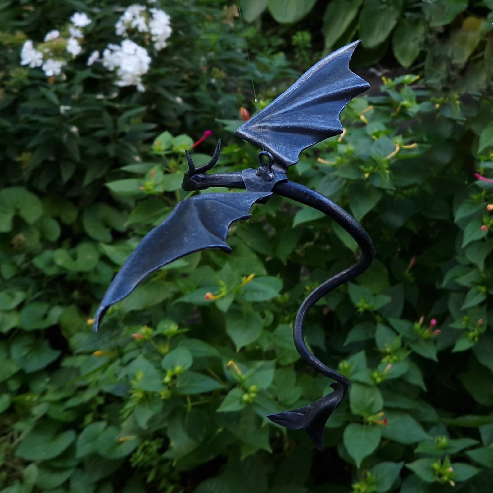 Flying Dragon Wind Catcher | Decorate your space