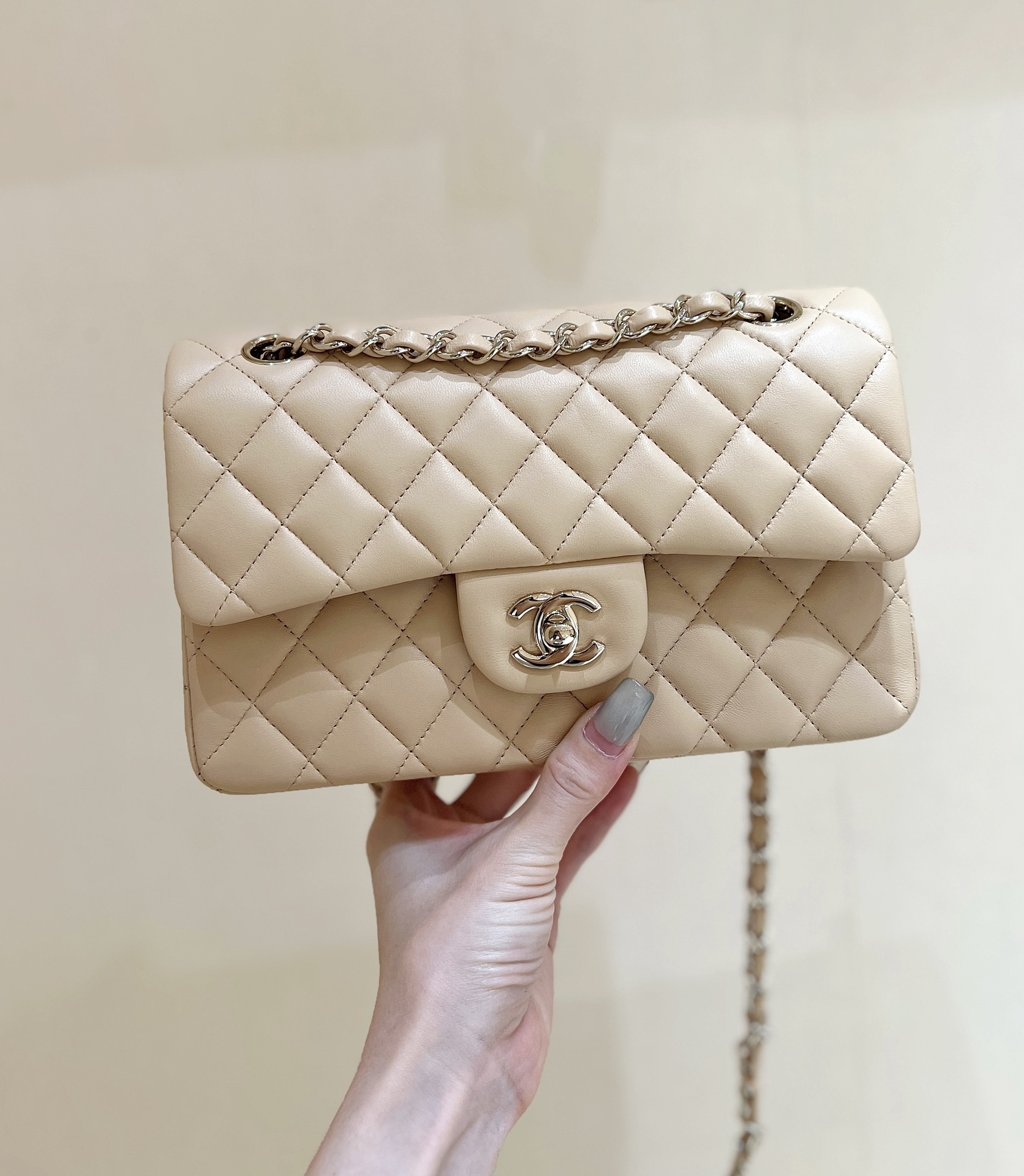 Chanel 25C handle long box AP4404