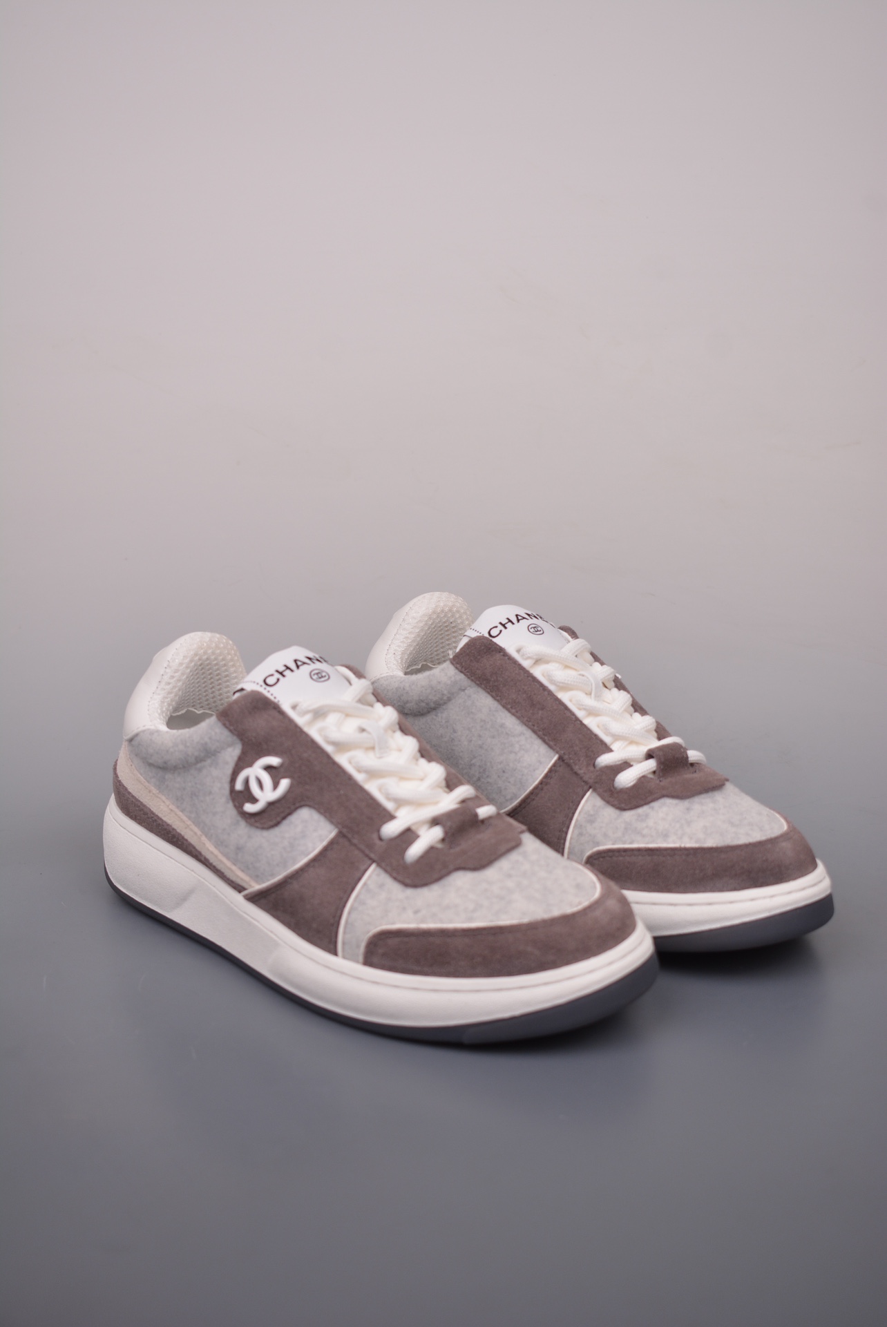 Chanel 2024 CC Logo Sneaker Dark grey beige