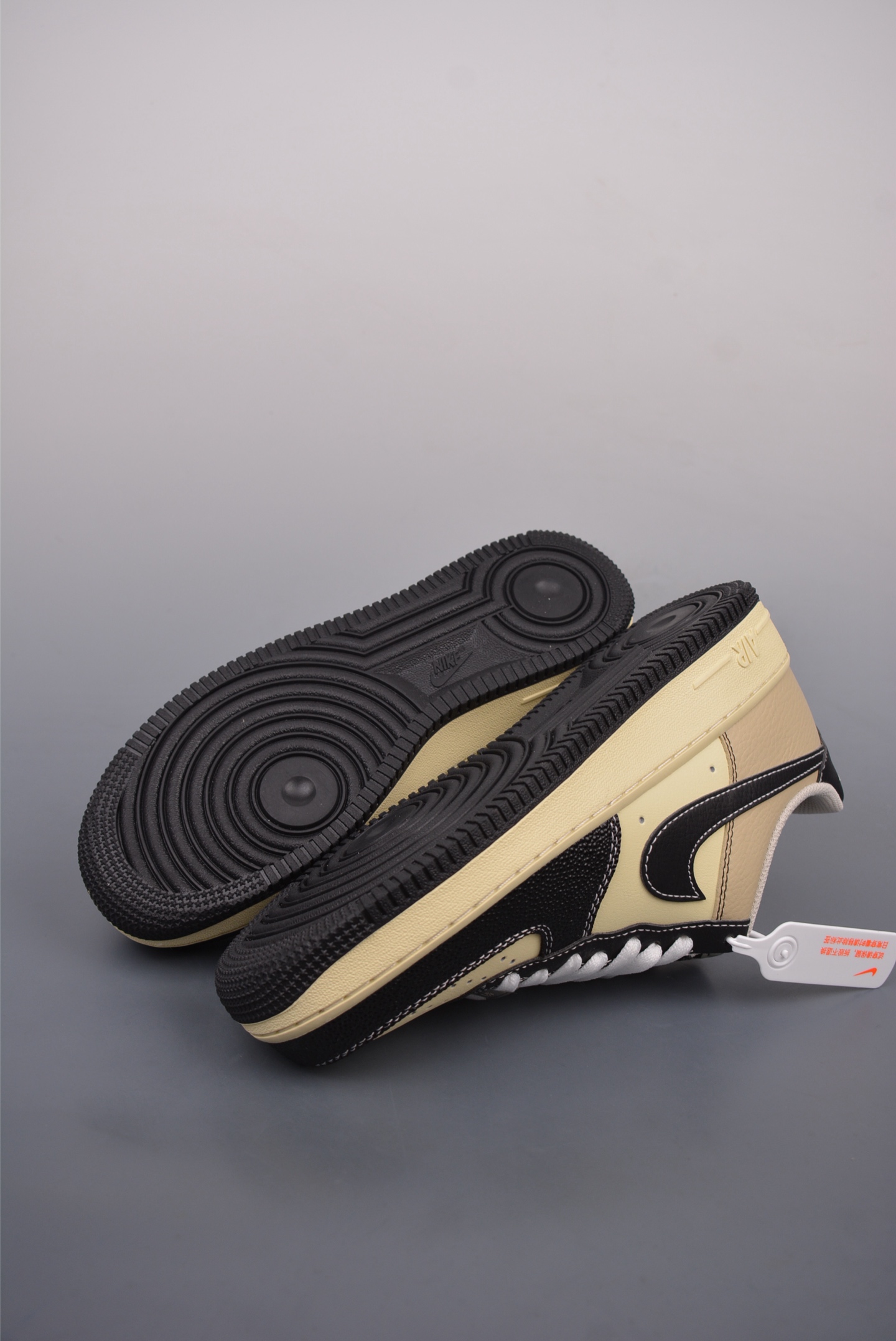 Nike Air Force 1 Low Black and Yellow  XL2501-101