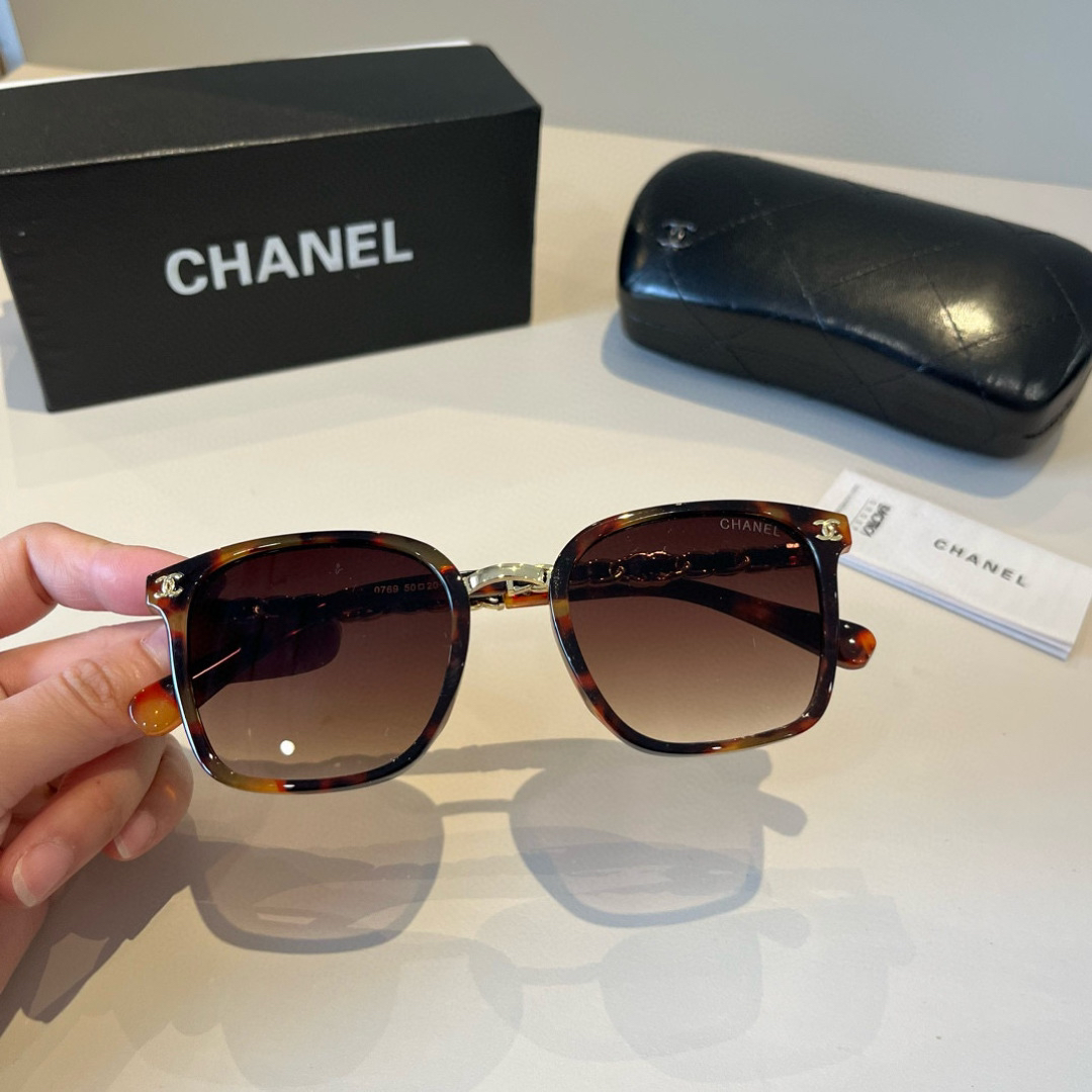 Chanel round frame sunglasses