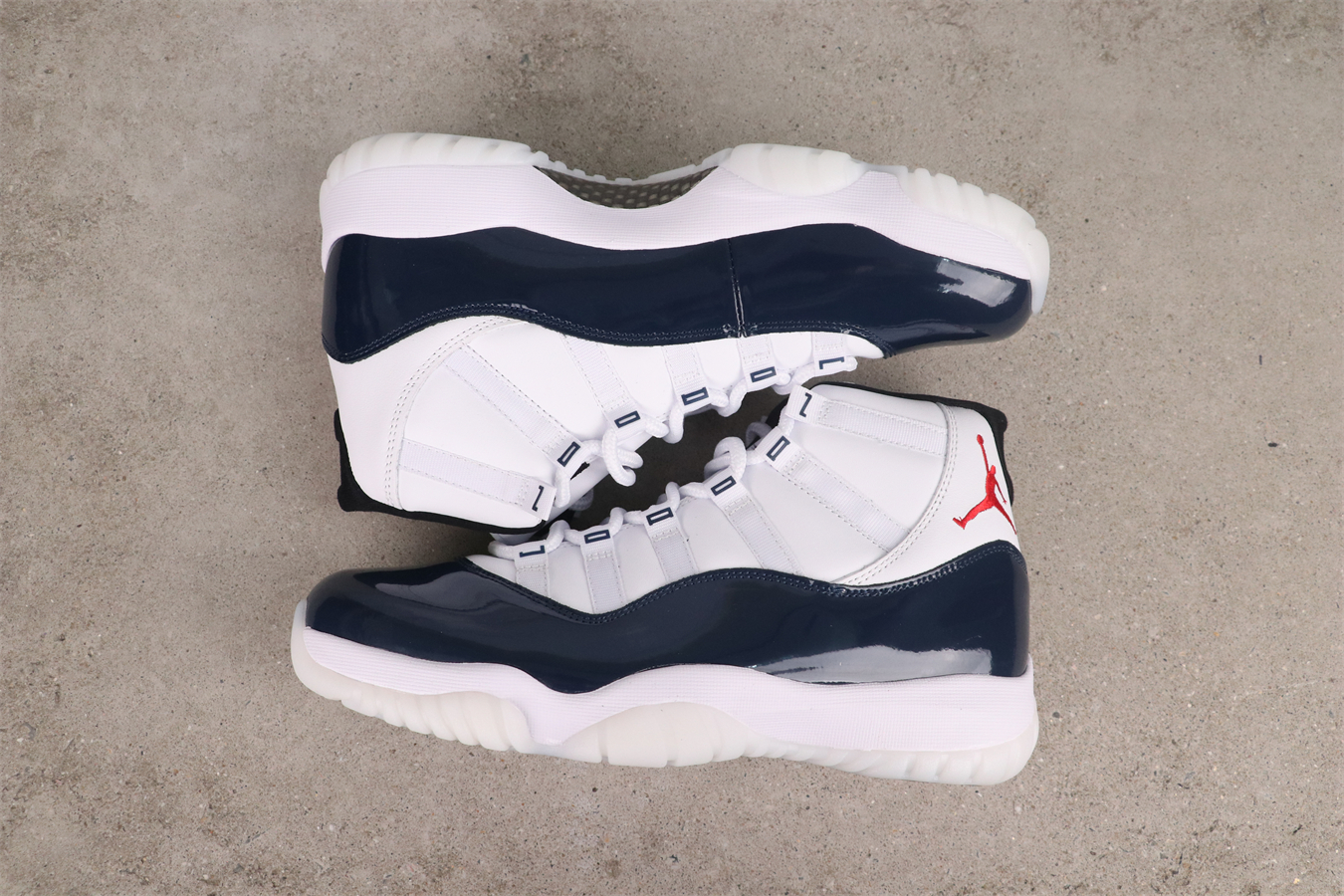 Air Jordan 11 Retro Rare Air IH0296-400
