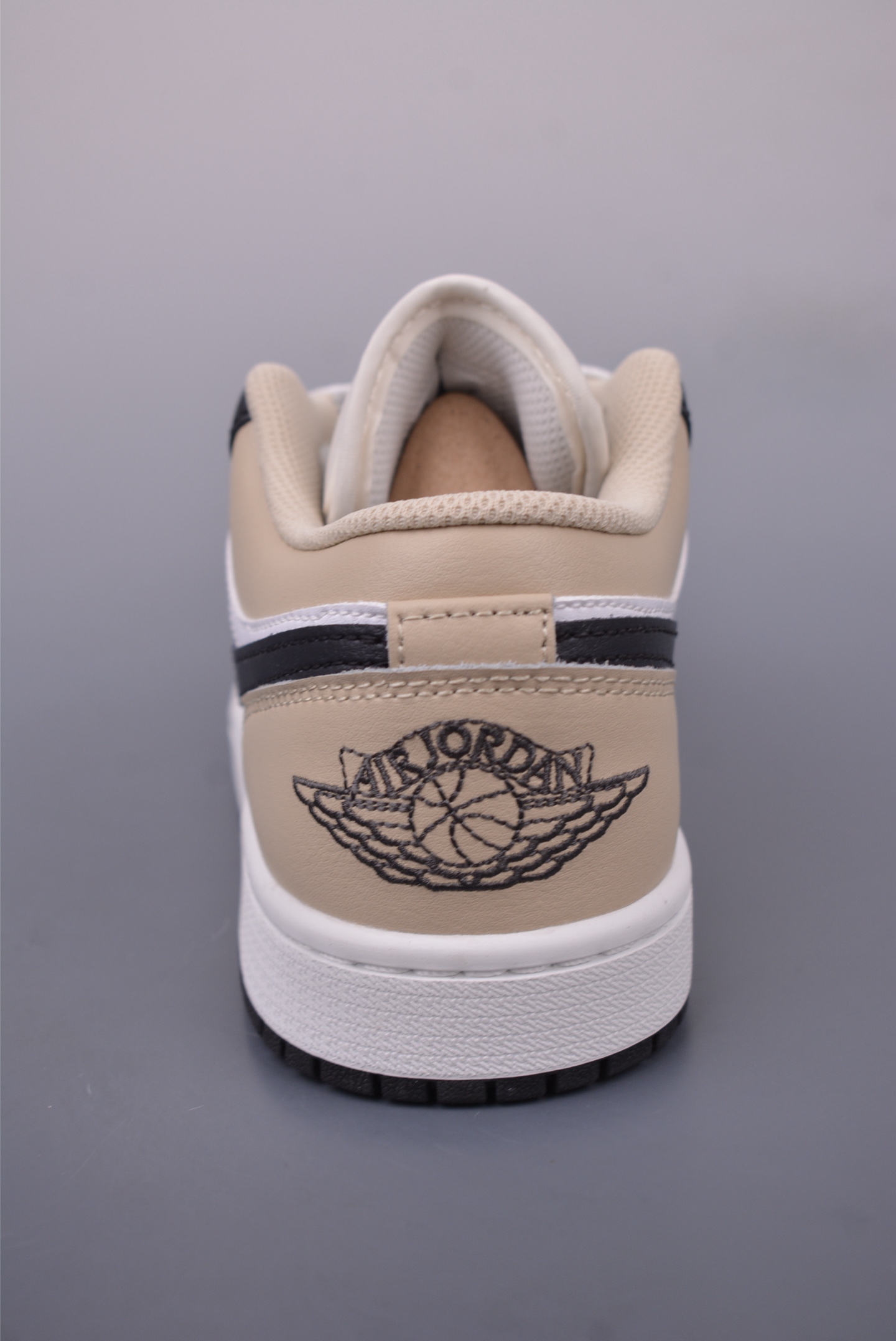 Air Jordan 1 Low AJ1 sports shoes 553558-153