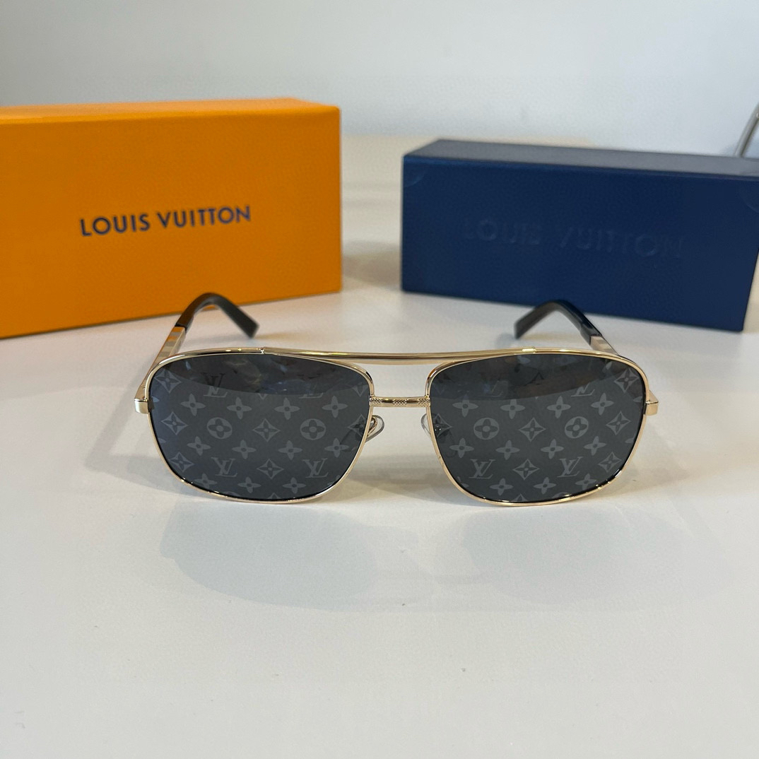Louis Vuitton Round Frame Sunglasses