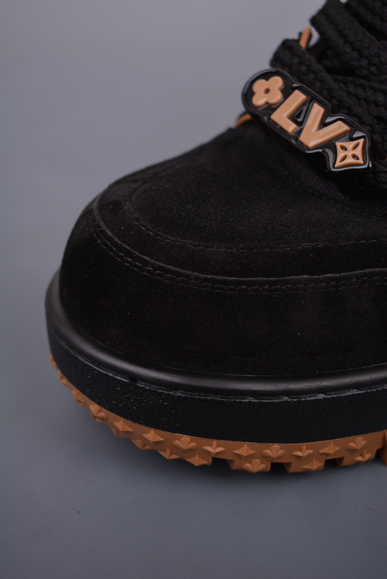 Louis Vuitton Trainer Maxi Low Sneaker Suede Black Brown 1ABM2Y