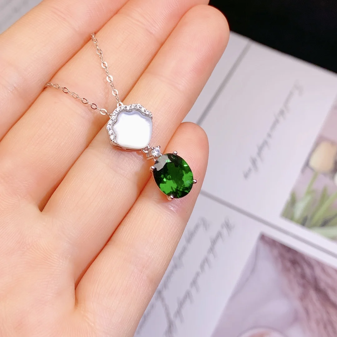 Natural diopside Sterling Silver 925 Jewelry Ladies Jewelry Necklace Pendant Ladies Luxury Green Christmas Shipping FREE