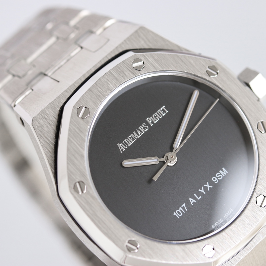 Audemars Piguet Royal Oak 15550BA.OO.1356BA.02