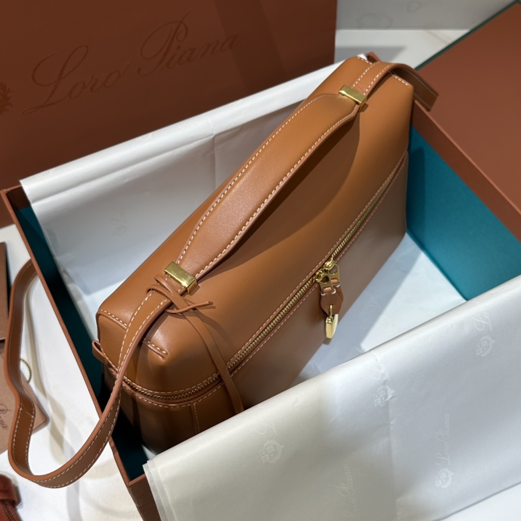 Loro Piana Extra L27 bag